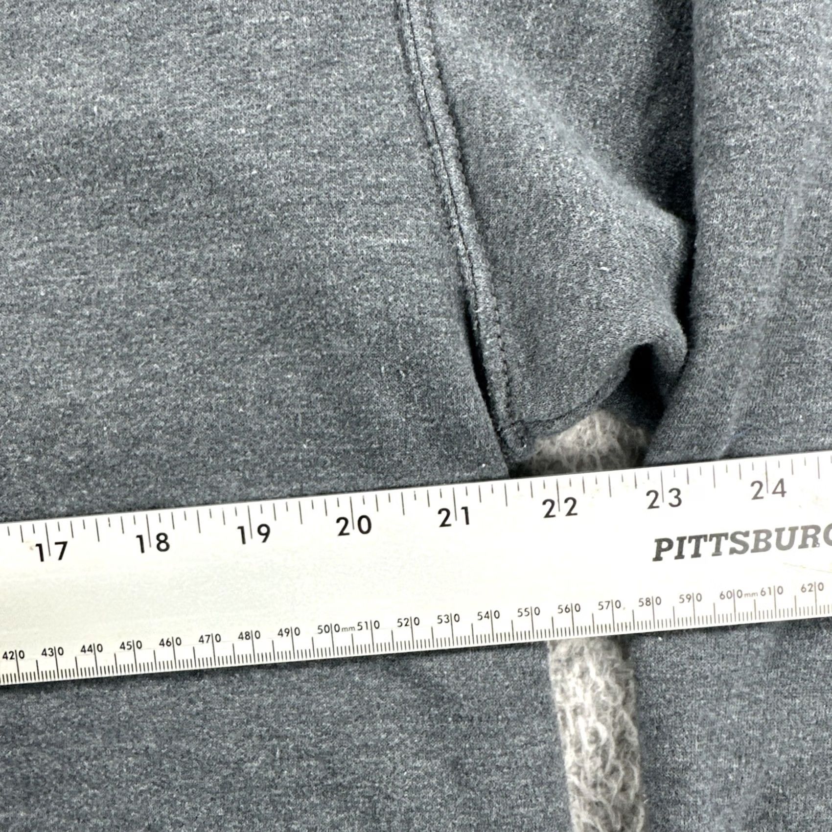 Jerzees VINTAGE Jerzees Premium Fit Adult L Solid Gray Crew Neck Boxy Sweatshirt Y2K 90s Unisex Mens Womens Shirt Hoodie? Size US L / EU 52-54 / 3 - 7 Thumbnail