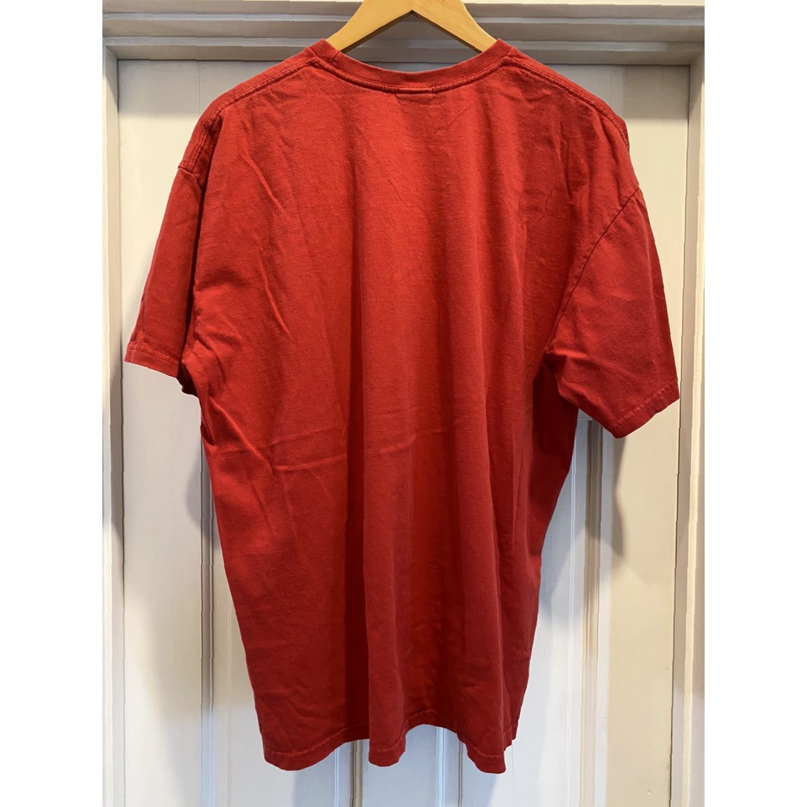 Nike VINTAGE Nike Gray Tag Red Short Sleeve Shirt Mens XL Regular Crew Neck Cotton Shirt No Finish Line 90s Training Running Workout Size US XL / EU 56 / 4 - 3 Thumbnail