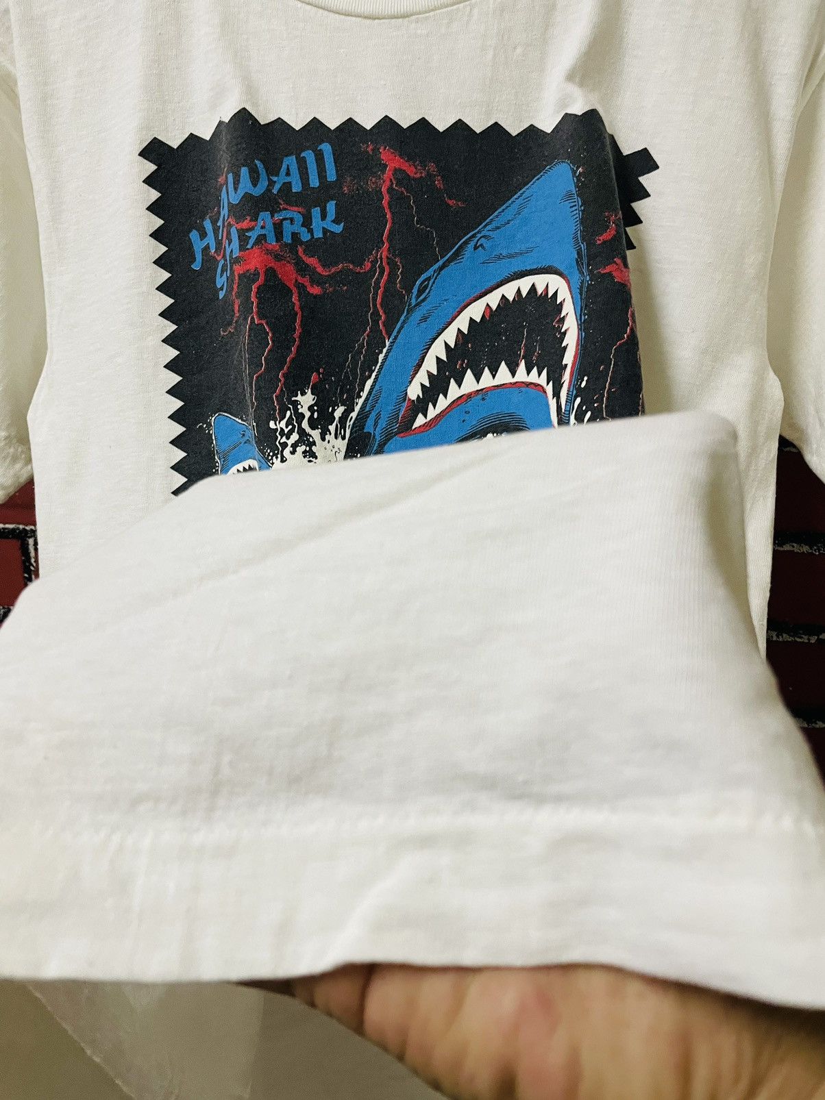 Vintage VINTAGE HAWAII SHARK ENDANGHERED 90s SHIRTS Size US M / EU 48-50 / 2 - 8 Thumbnail
