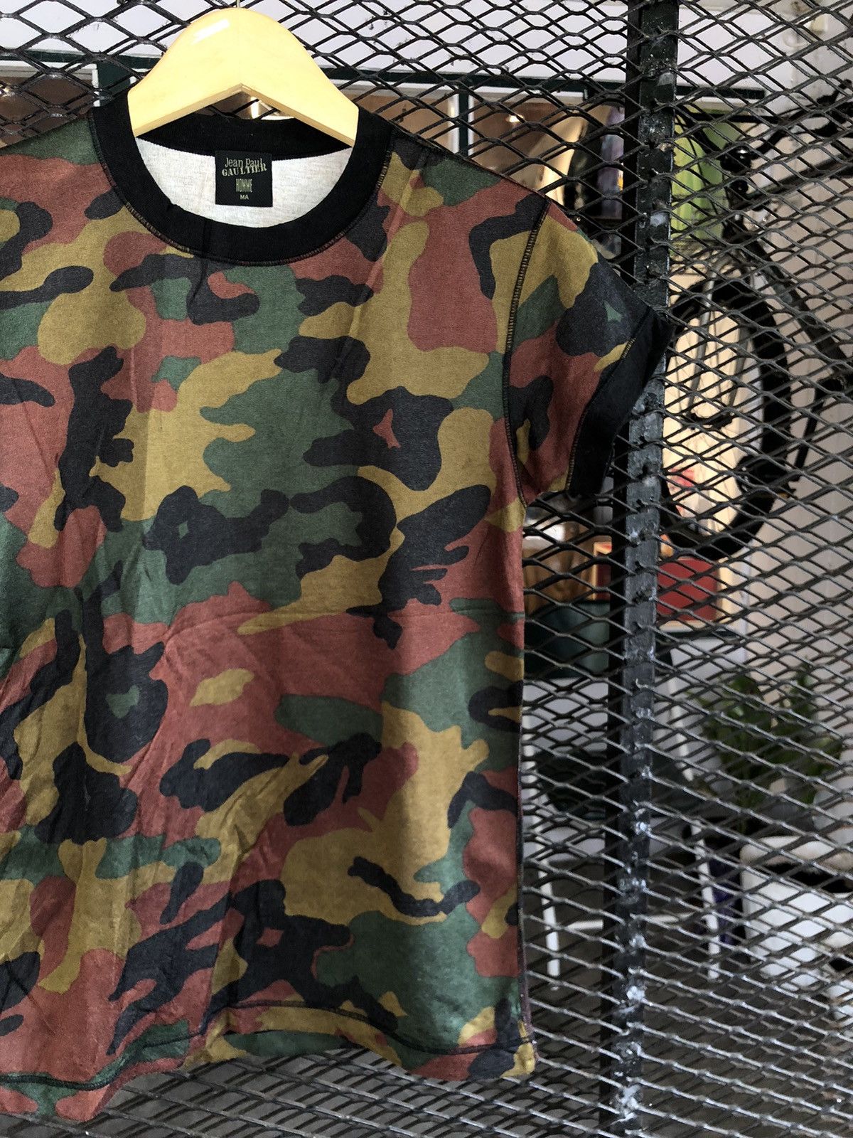 Jean Paul Gaultier JEAN PAUL GAULTIER CAMOUFLAGE PRINT TEE Size US M / EU 48-50 / 2 - 2 Thumbnail