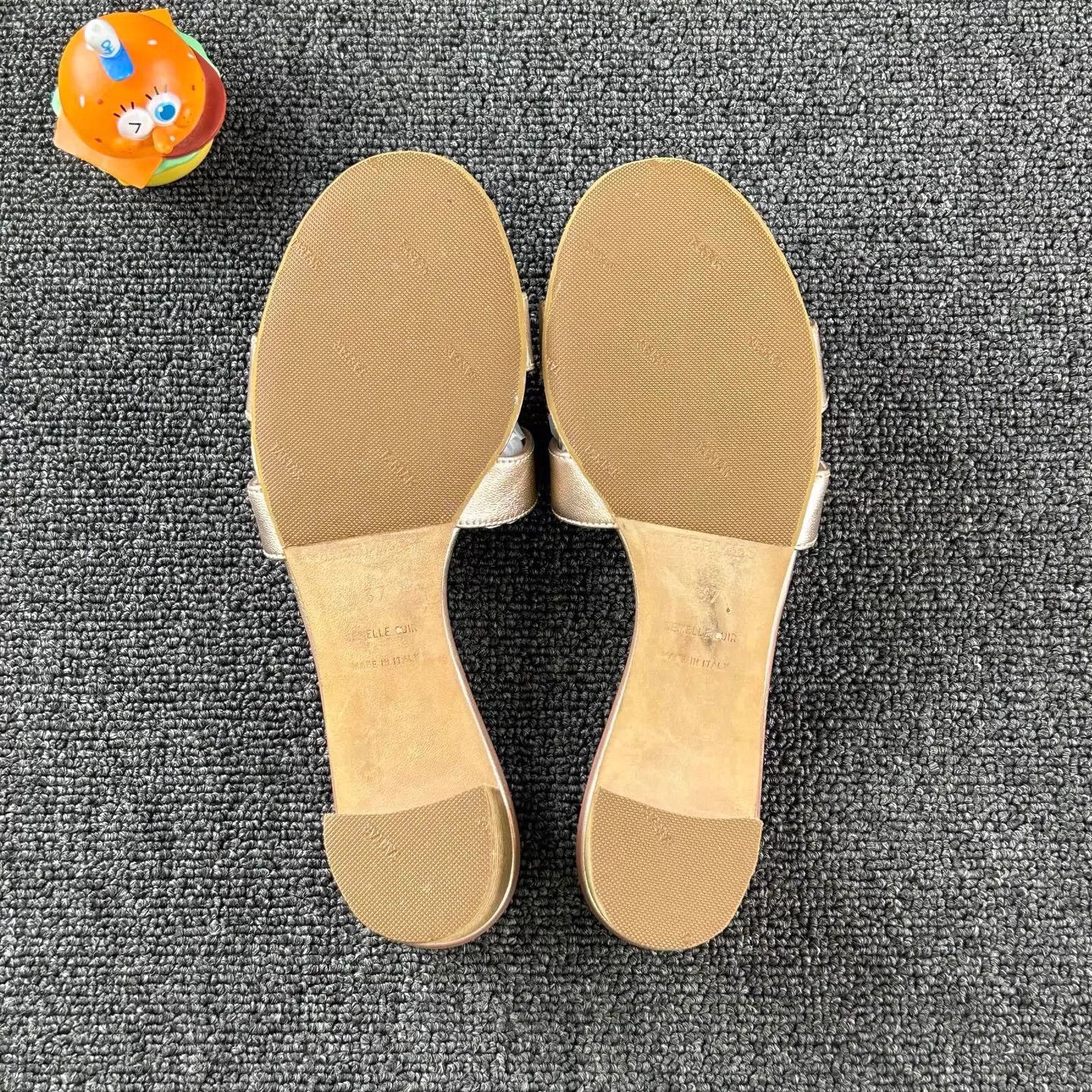Hermes Hermes gold H 37 gently used Size US 6.5 / IT 36.5 - 6 Thumbnail