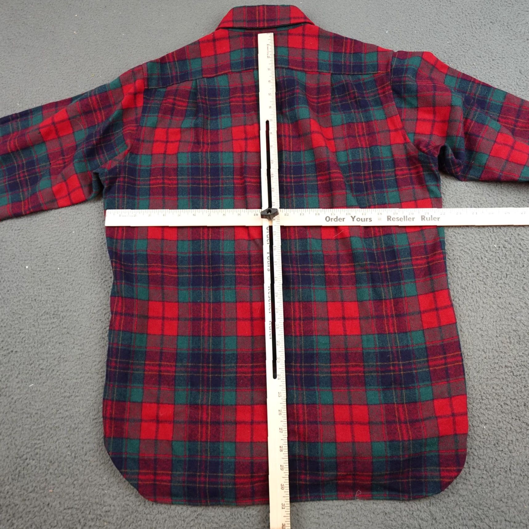 Pendleton VINTAGE Pendleton Flannel Shirt Mens Large Red Plaid Wool Quilted Lined USA Shirt Mens Large Red Plaid Wool Quilted Lined USA Size US L / EU 52-54 / 3 - 6 Thumbnail