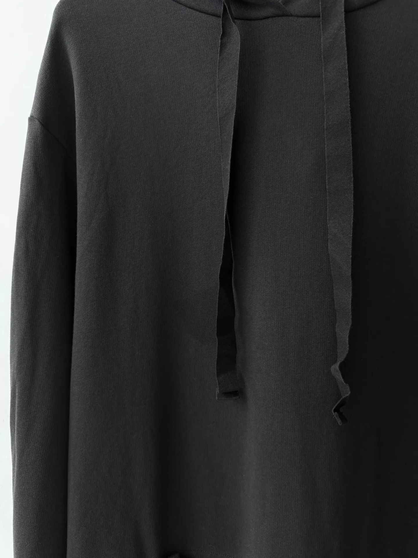 MM6 MM6 F/W16 Destroyed Pocket Hoodie Black M Size M / US 6-8 / IT 42-44 - 9 Thumbnail