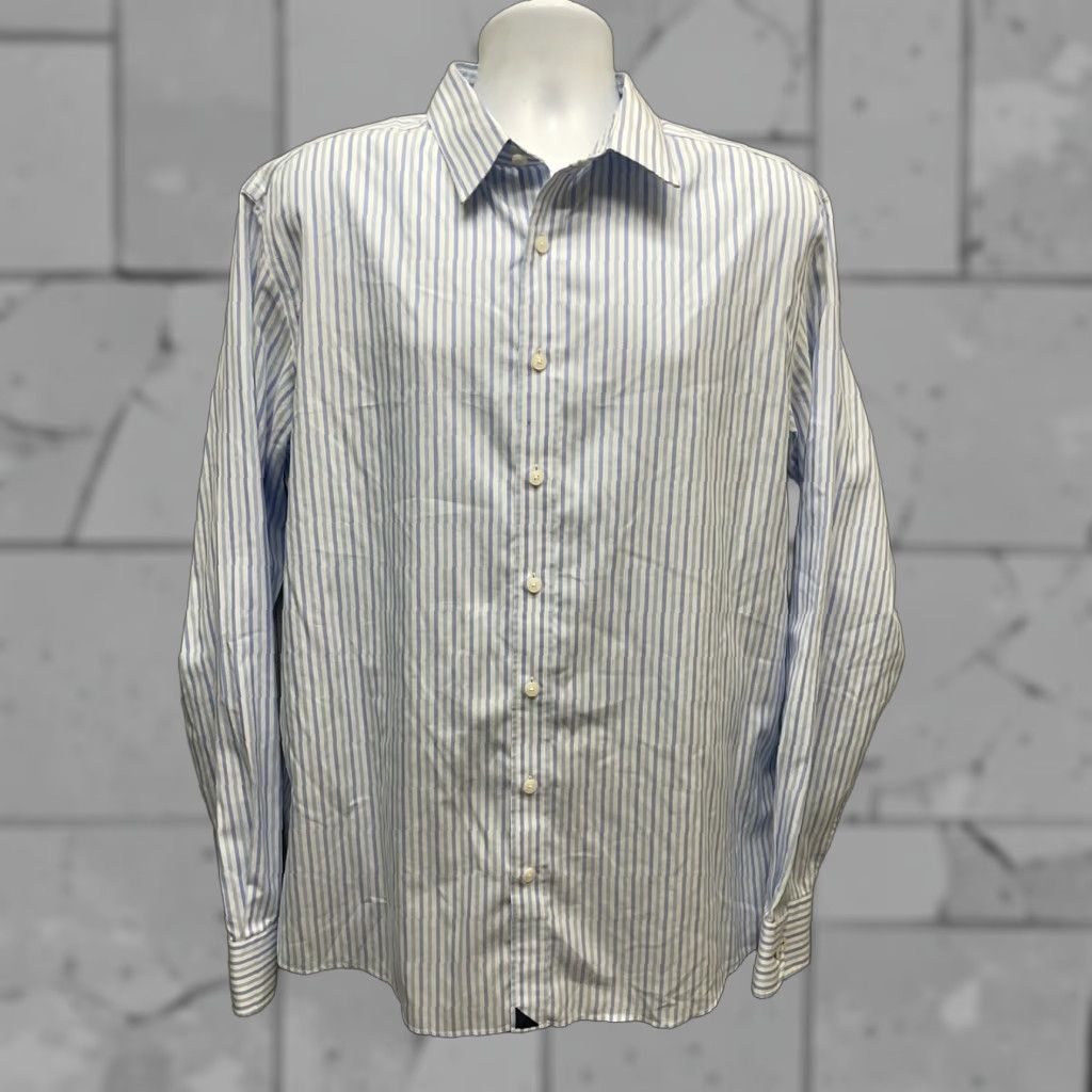 UNTUCKit UNTUCKit Two-Ply Cotton Light Blue Long Sleeve Button Down Shirt Mens XL Size US XL / EU 56 / 4 - 1 Thumbnail