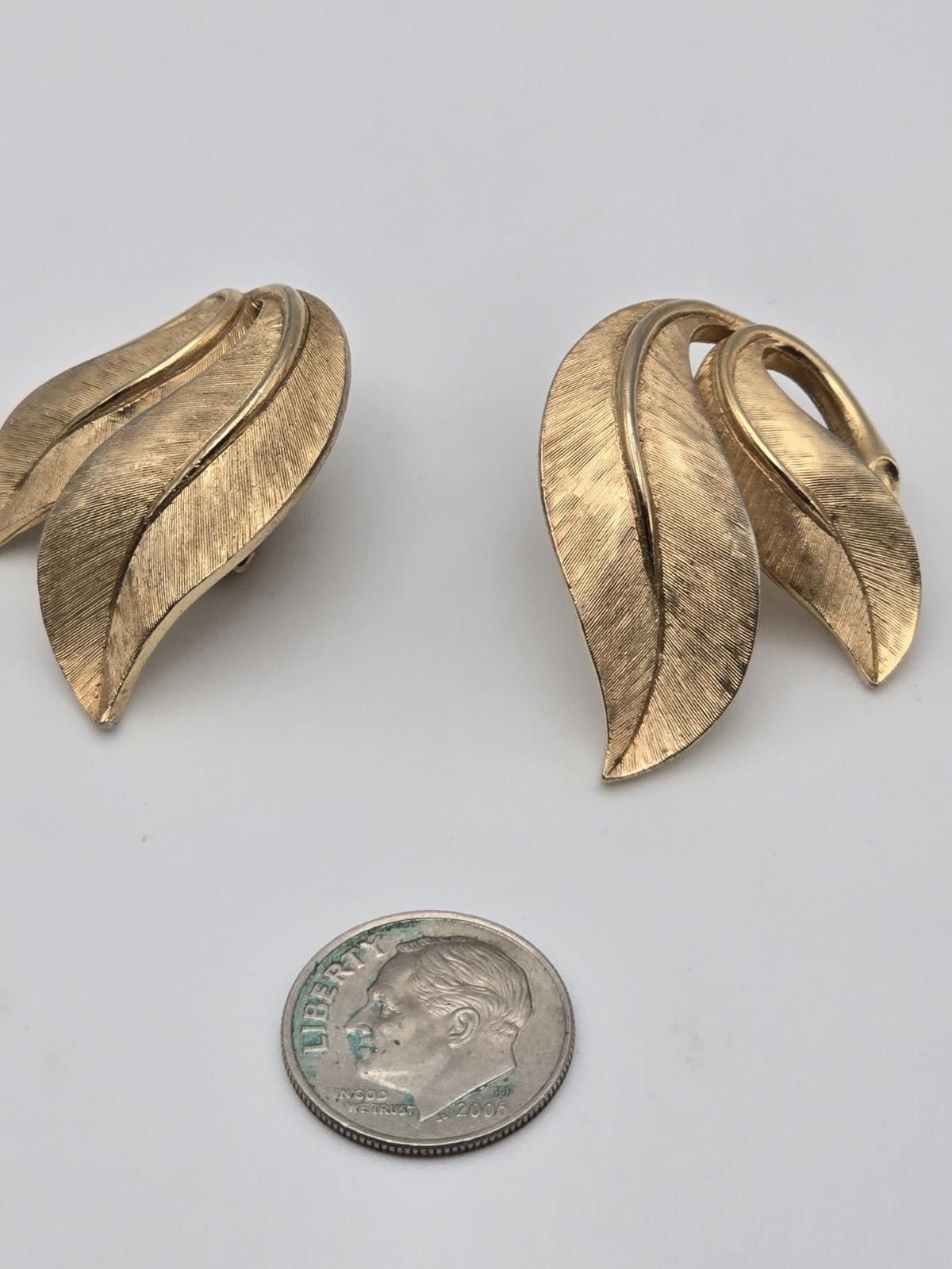 Other 90 Yr Old Antique Designer CROWN TRIFARI Art Deco Gold Tone Size ONE SIZE - 2 Thumbnail