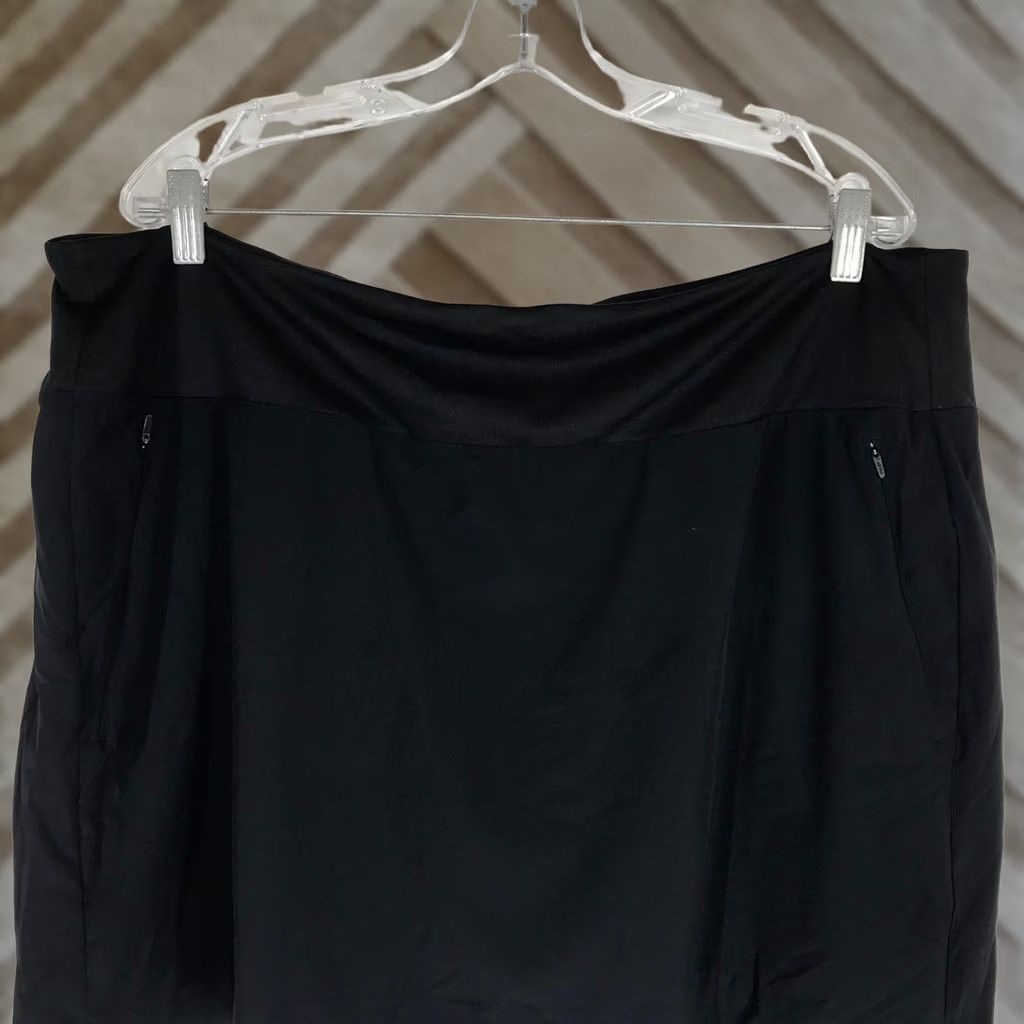 Athleta VINTAGE Athleta Soho Skort Black Active Mini Skirt Zipper Pockets Plus Size 20 20W Women] Size 42" / US 20 - 1 Thumbnail
