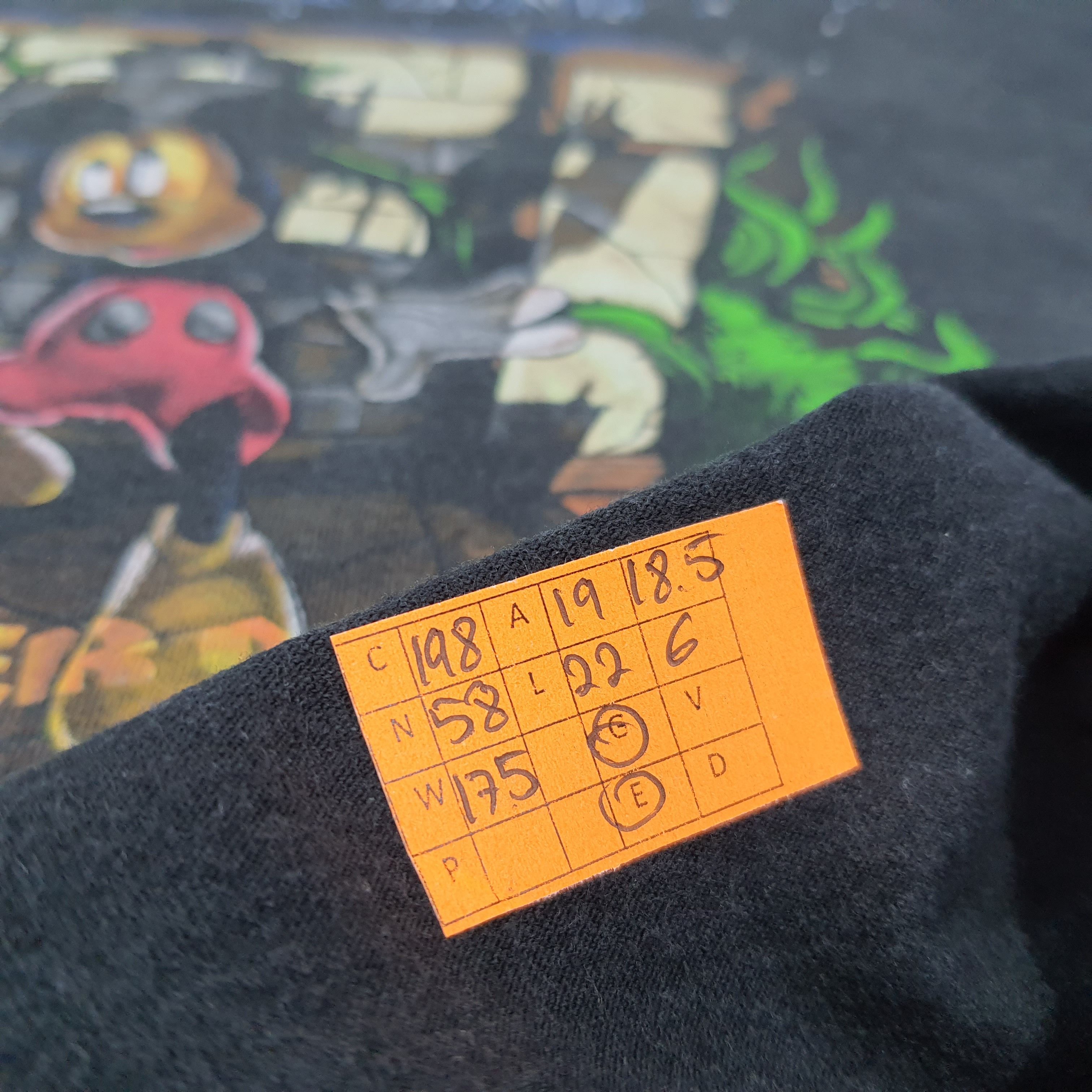 Disney × Mickey Mouse × Vintage Vintage Disney Mickey Mouse Twilight Zone Kids Tshirt Size US L / EU 52-54 / 3 - 6 Thumbnail
