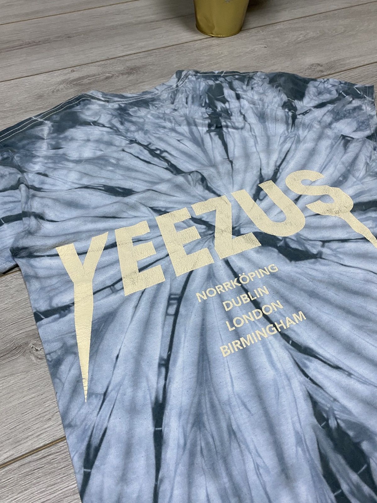 Kanye West Yeezus 2014 Wes Land Kanye West vintage tour t-shirt death Size US M / EU 48-50 / 2 - 7 Thumbnail