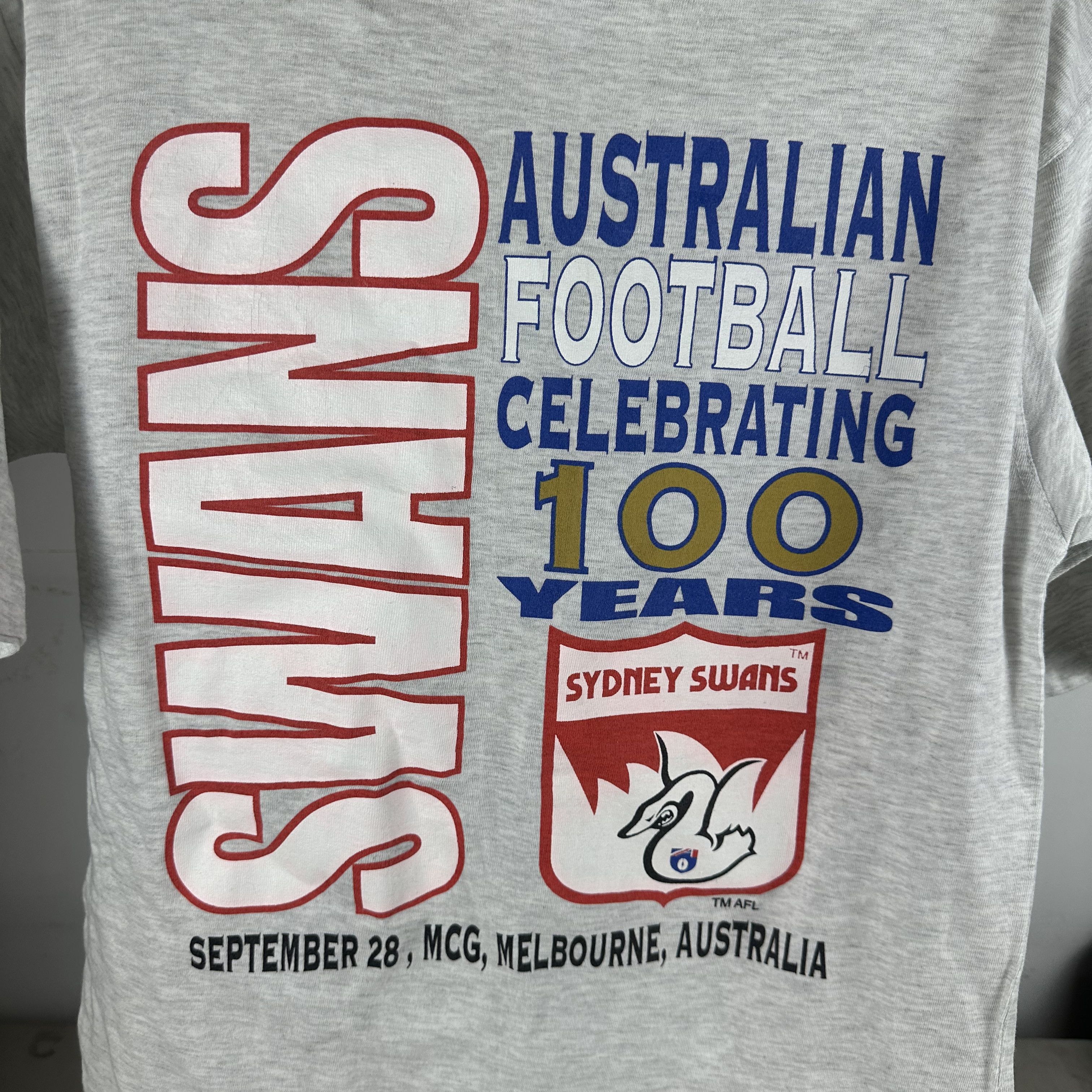 Vintage ​​​​Vintage 1996 Sydney Swans AFL Grand Final T-shirt Size US M / EU 48-50 / 2 - 4 Thumbnail