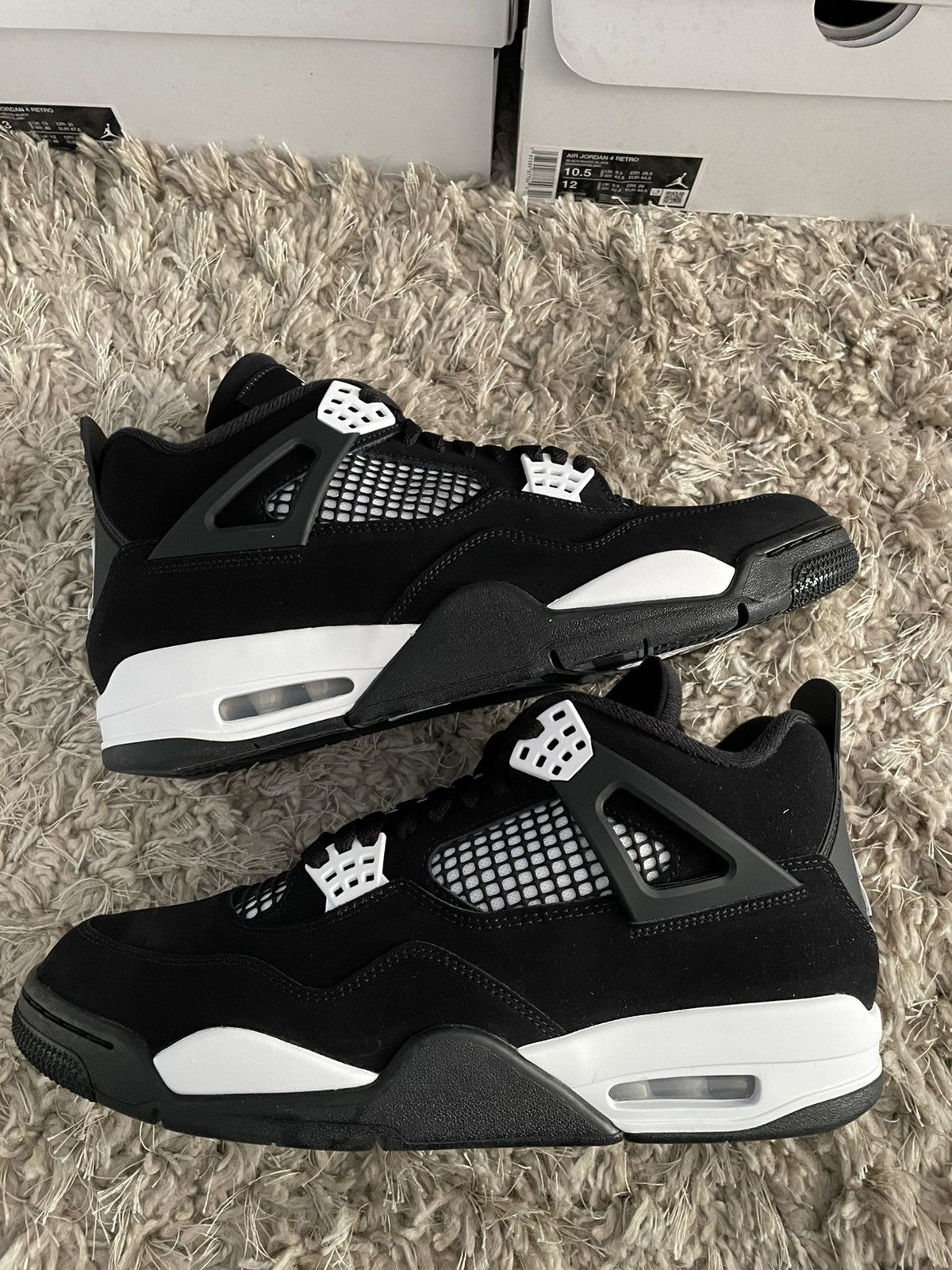 Jordan Brand Jordan 4 White Thunder Size US 11 / EU 44 - 2 Thumbnail