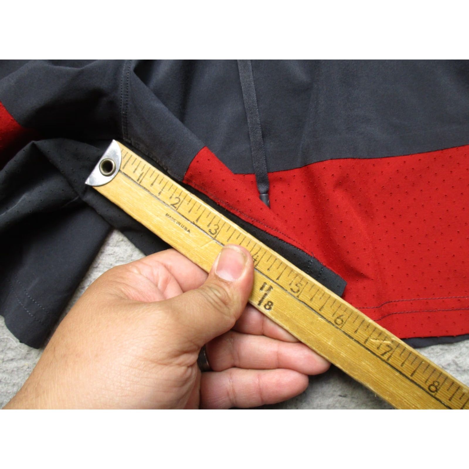 Lululemon VINTAGE? No. Size US 29 - 6 Thumbnail