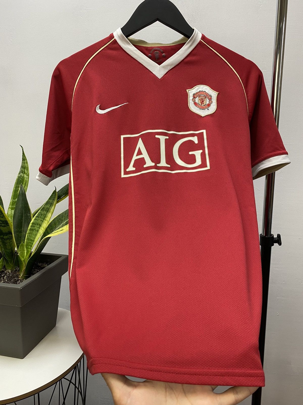 Vintage Manchester United vintage Nike Boys XL 2006-2007 jersey Size US S / EU 44-46 / 1 - 10 Thumbnail