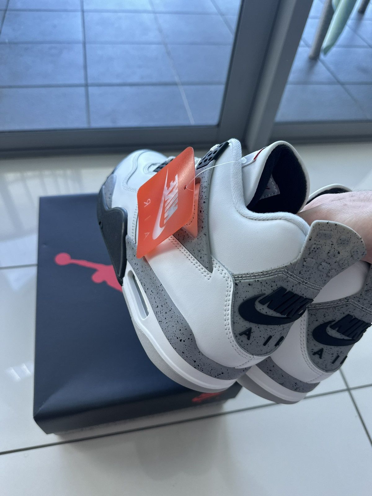 Jordan Brand J4 white cement Size US 9 / EU 42 - 11 Thumbnail