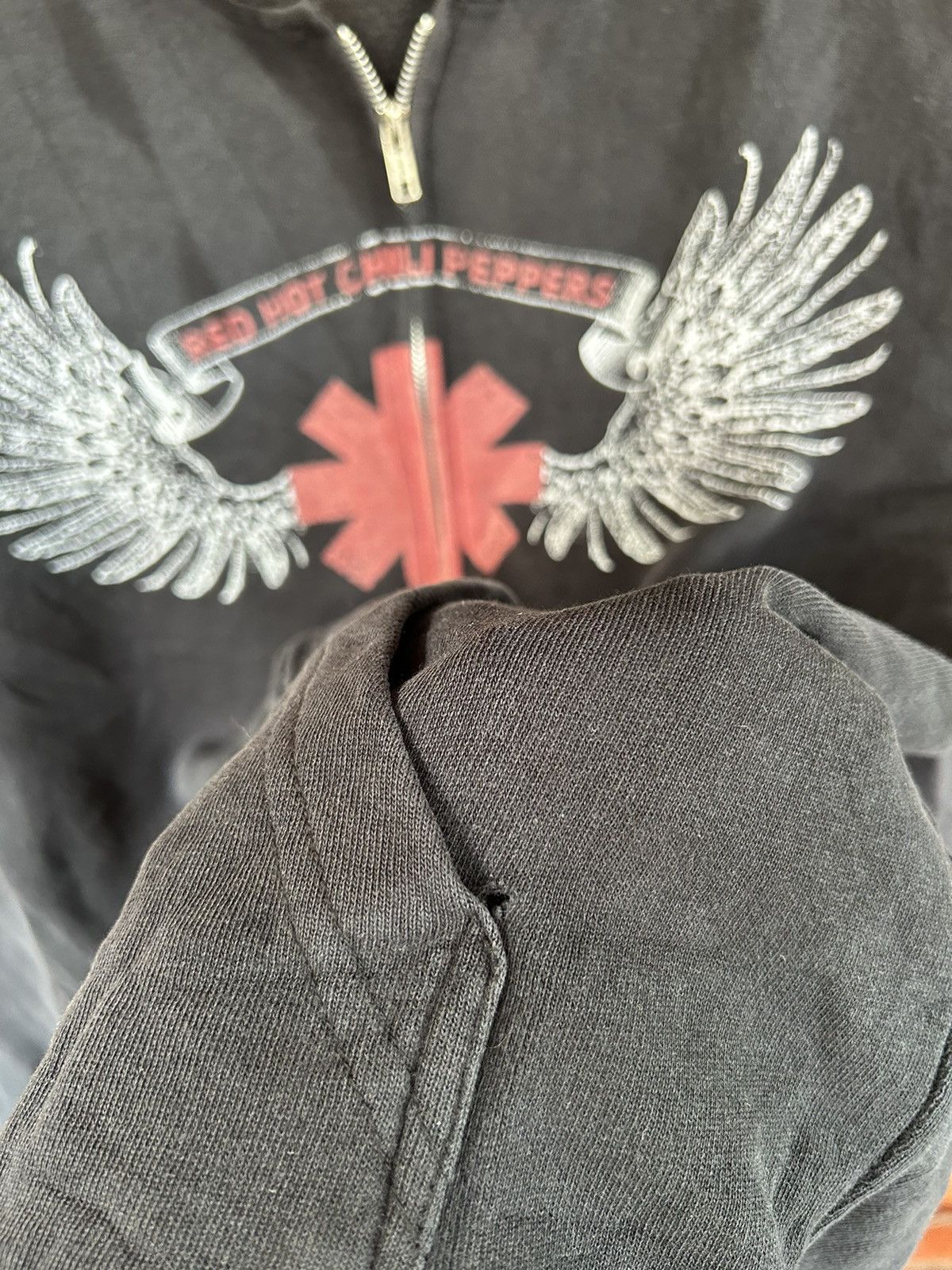 Band Tees 💥 RED HOT CHILI PEPPERS SWEATER ZIPPER Size US M / EU 48-50 / 2 - 7 Thumbnail