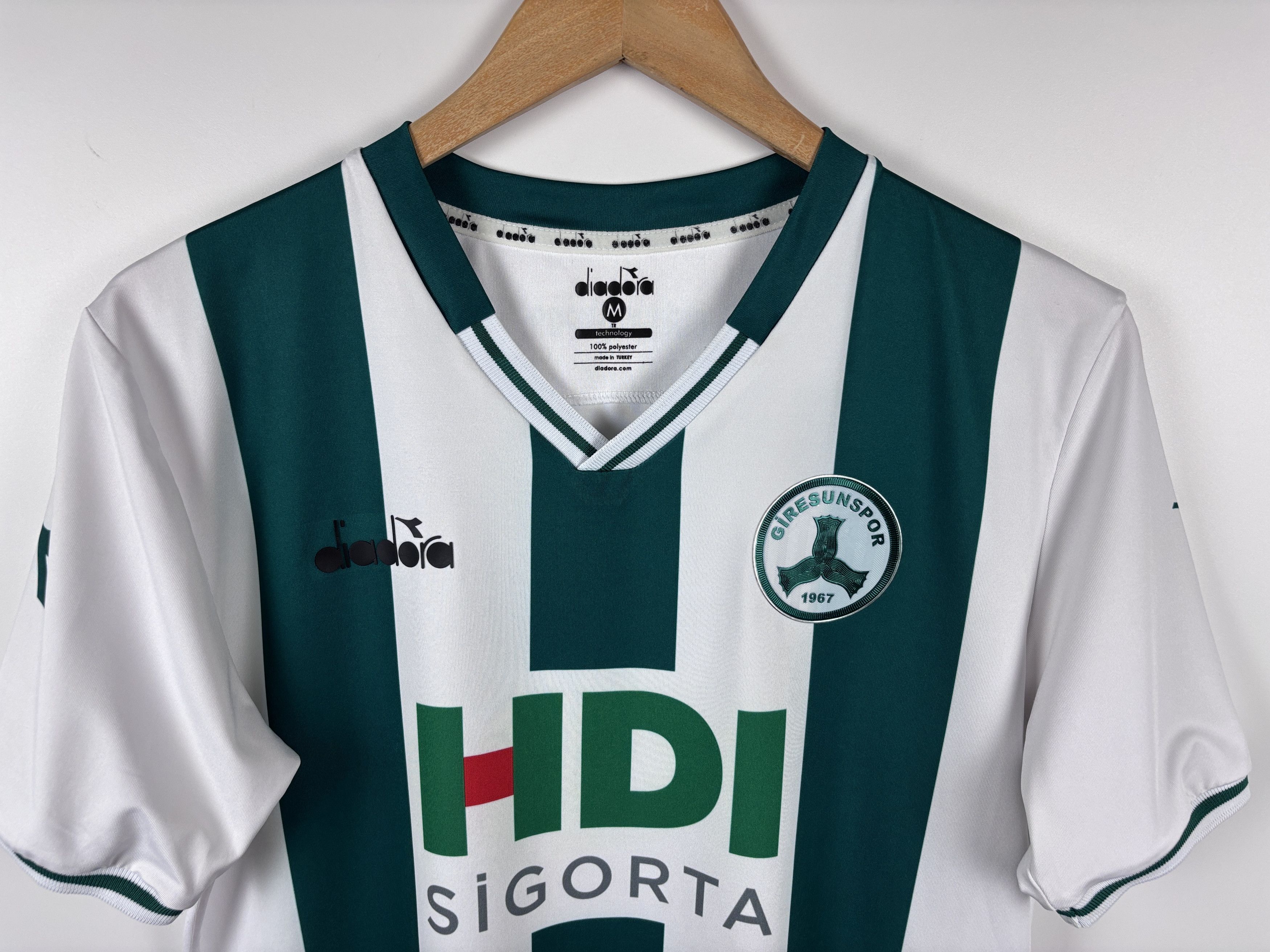 Diadora Giresunspor 2020-21 Home Football Shirt Jersey Diadora M Size US M / EU 48-50 / 2 - 2 Thumbnail