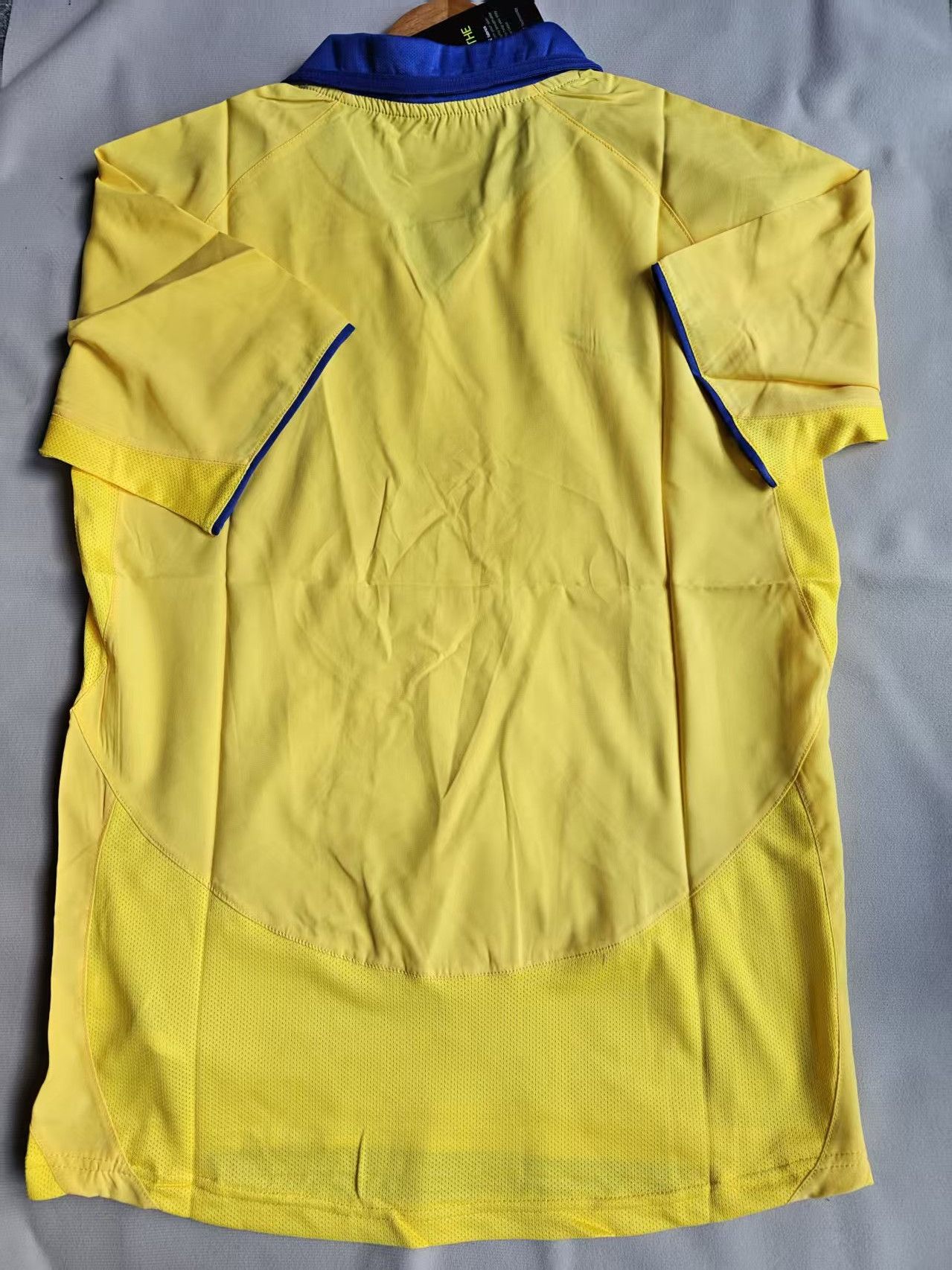Other 2003 2005 Arsenal Jersey Away Yellow Size US XXL / EU 58 / 5 - 2 Thumbnail