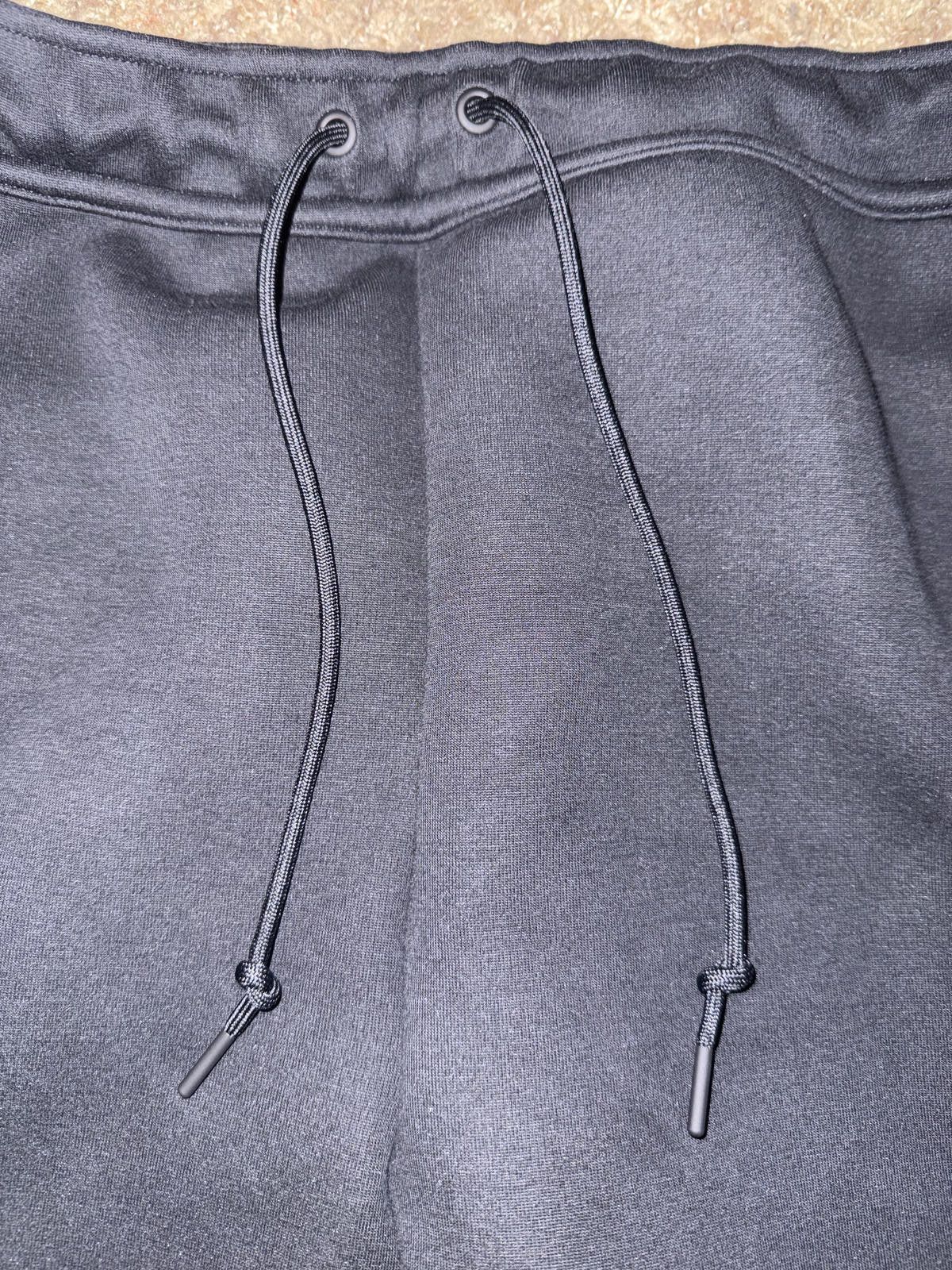 Nike Nike Tech Men's Fleece Loose-Fit Open Hem Pants Size US 40 / EU 56 - 3 Thumbnail