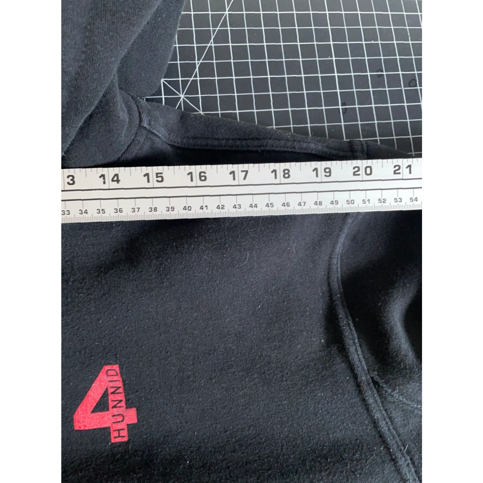 Vintage 4Hunnid Hoodie Men's Medium Black Graphic Print Crew Neck Pullover Sweatshirt Hip Hop Retro Heavyweight Pockets Size US M / EU 48-50 / 2 - 7 Thumbnail