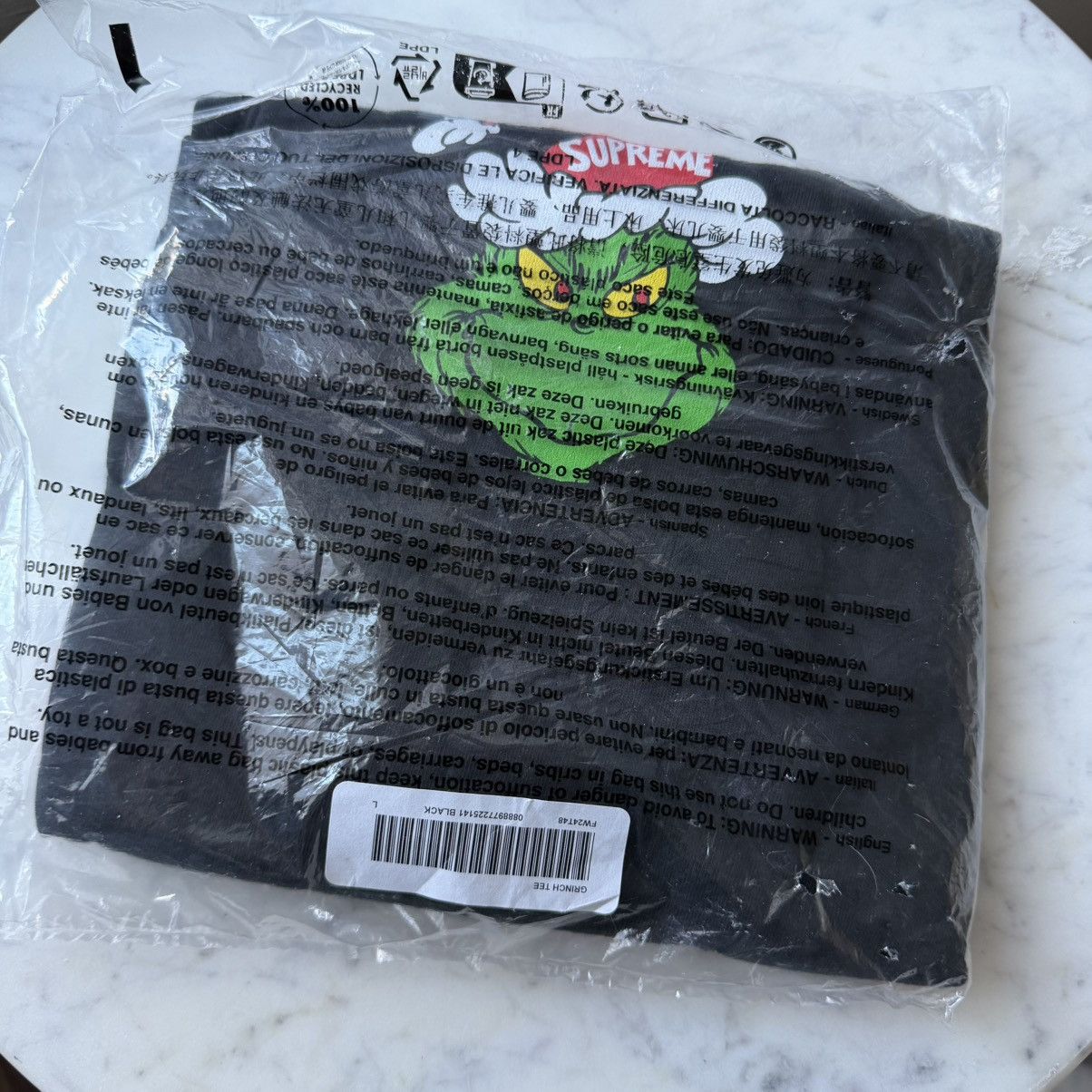 Supreme Supreme FW24 Grinch Tee Size L DS Size US L / EU 52-54 / 3 - 1 Thumbnail