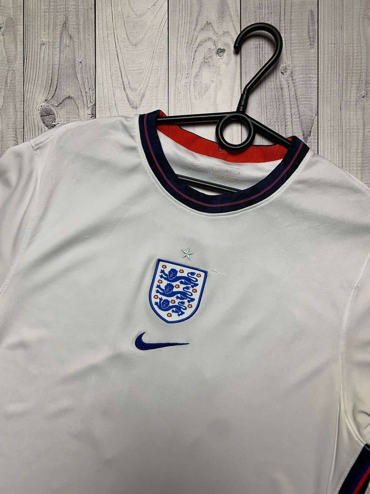 Nike × Vintage Vintage Nike England soccer jersey size L 7 Grealish rare Size US L / EU 52-54 / 3 - 3 Thumbnail