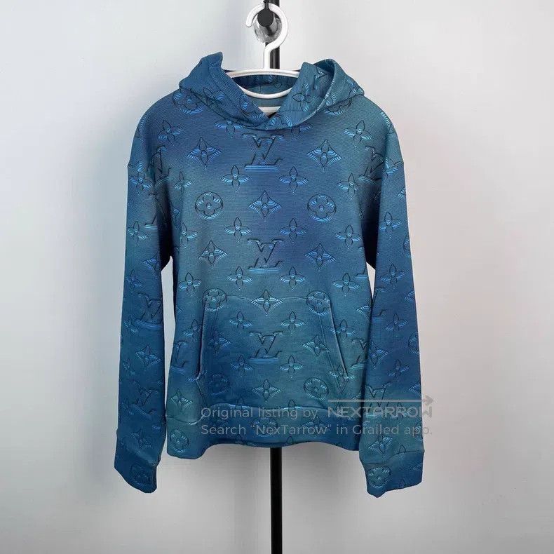 Louis Vuitton Louis Vuitton Full logo gradient sweatshirt Size US XS / EU 42 / 0 - 2 Thumbnail