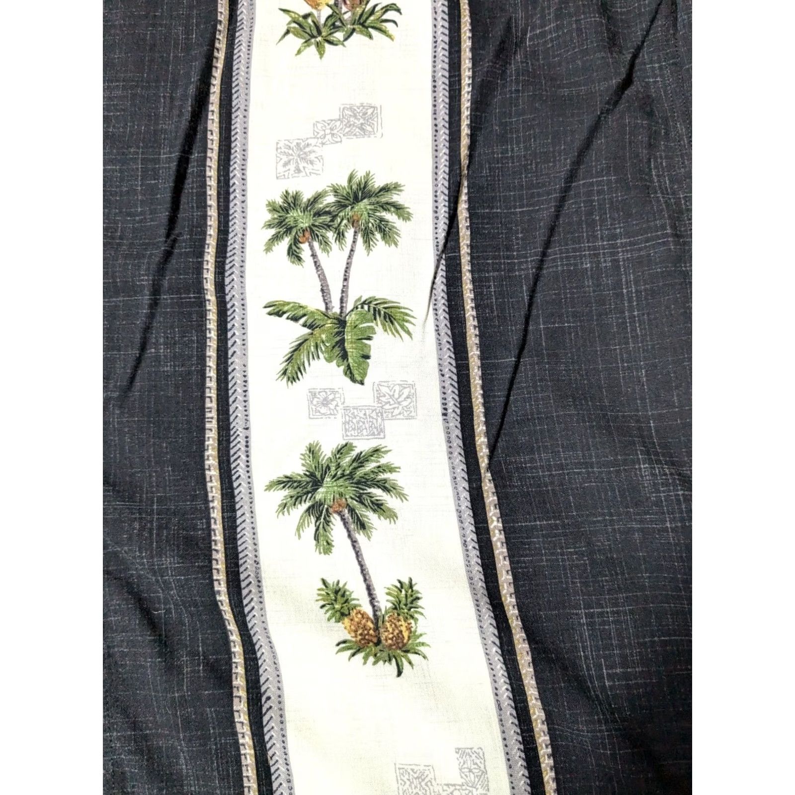 Vintage BURMA BIBAS CLASSIC FIT Men XL Black Palm Tree Panel Rayon Bowling Camp Shirt Size US XL / EU 56 / 4 - 4 Thumbnail