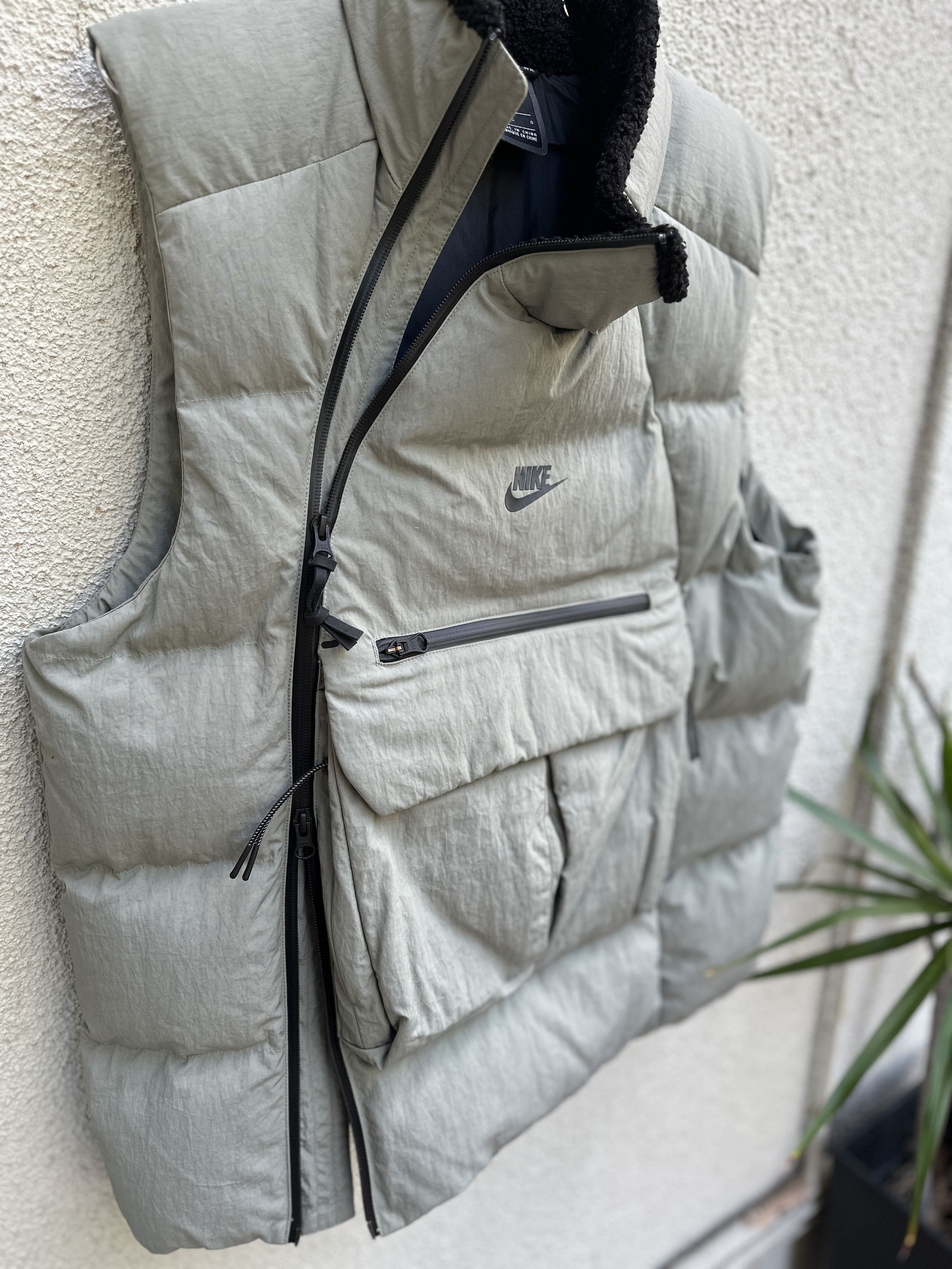 Nike ACG *GRAIL!* ACG Tech Pack Stucco Vest Down Filled Size US L / EU 52-54 / 3 - 4 Thumbnail