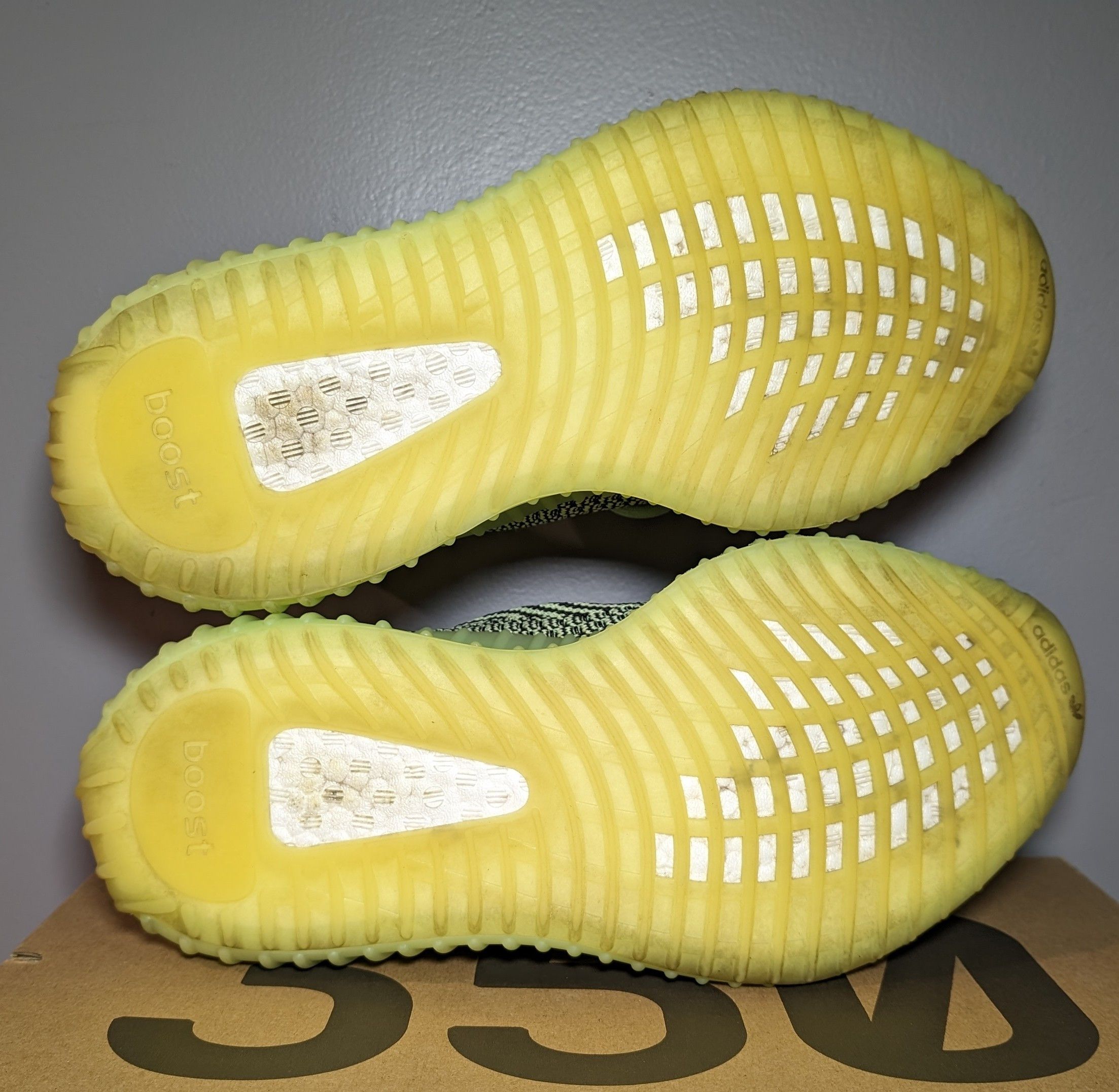 Adidas Size 9 - Adidas Yeezy Boost 350 V2 Yeezreel Non-Reflective Size US 9 / EU 42 - 4 Thumbnail