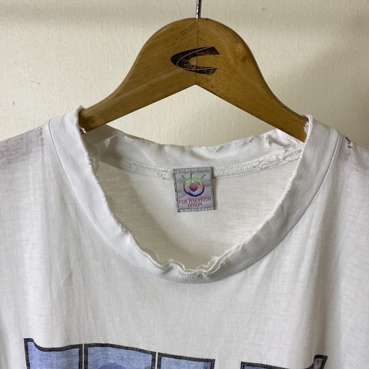 Vintage Vintage 90s Fuji Television Distressed Promo T Shirt Size US M / EU 48-50 / 2 - 3 Thumbnail
