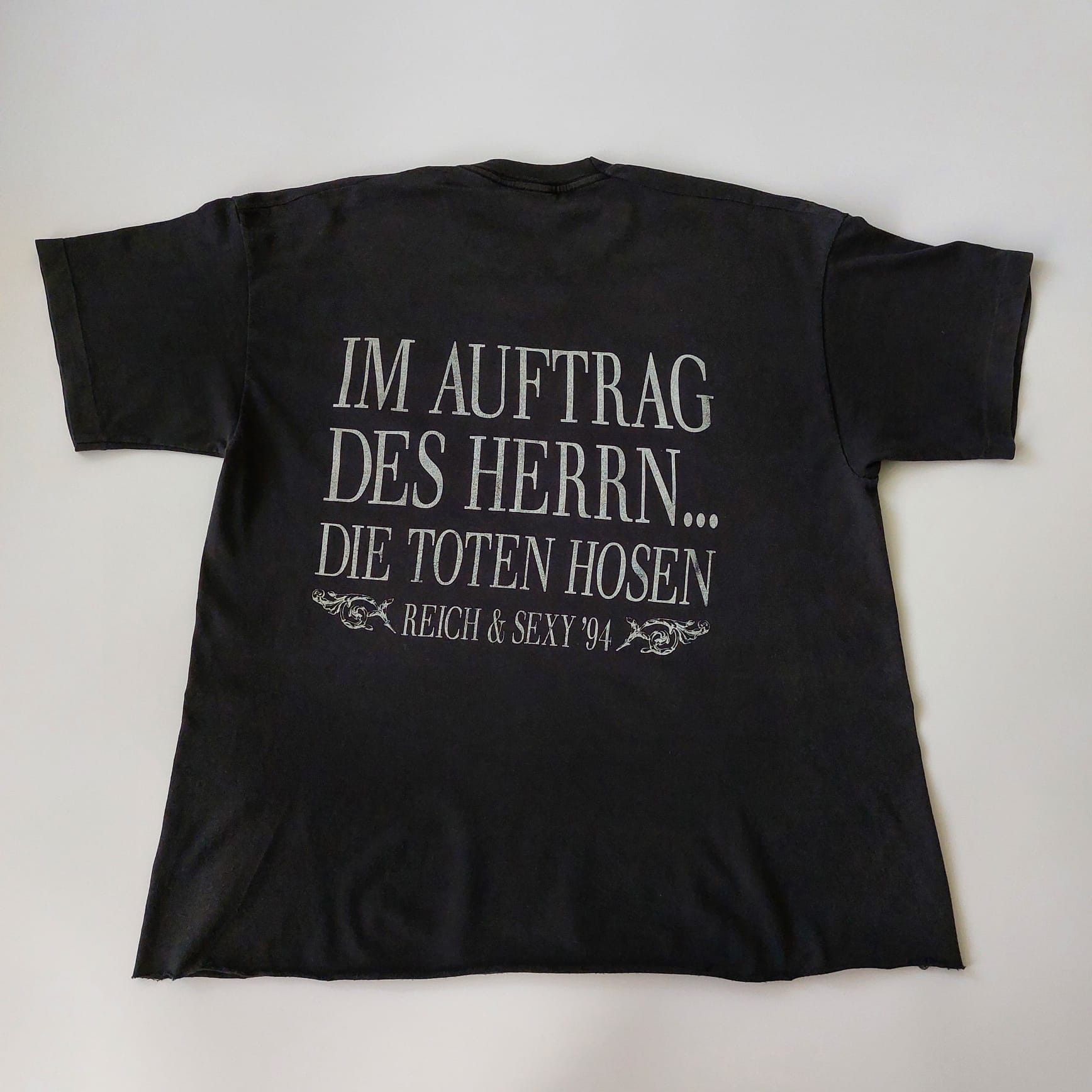 Band Tees Die Toten Hosen 90s vintage t-shirt by Bernie Luther Size US L / EU 52-54 / 3 - 4 Thumbnail