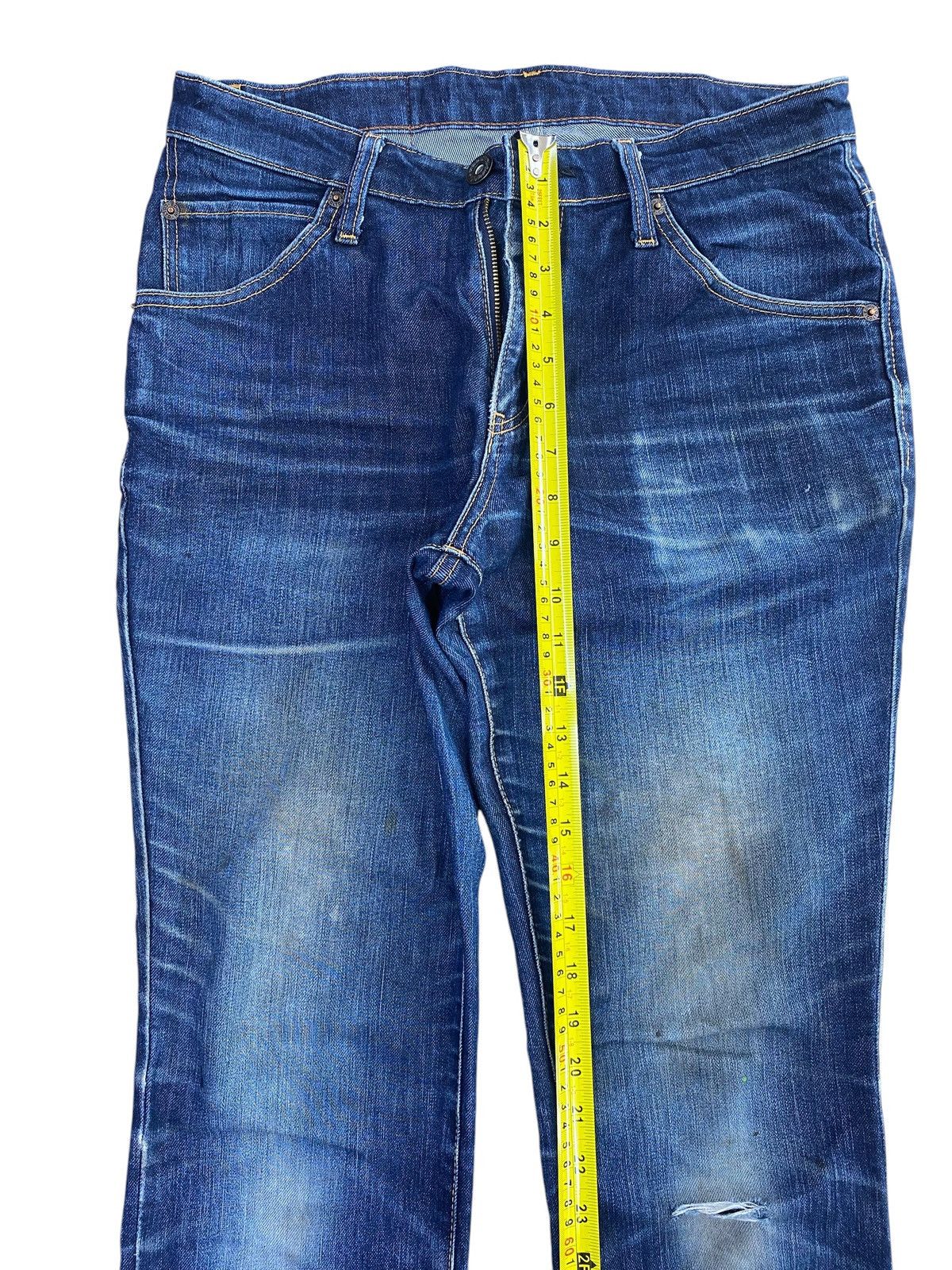 Edwin Vintage Edwin Faded Wash Ripped Style Flare Jeans Size US 30 / EU 46 - 6 Thumbnail