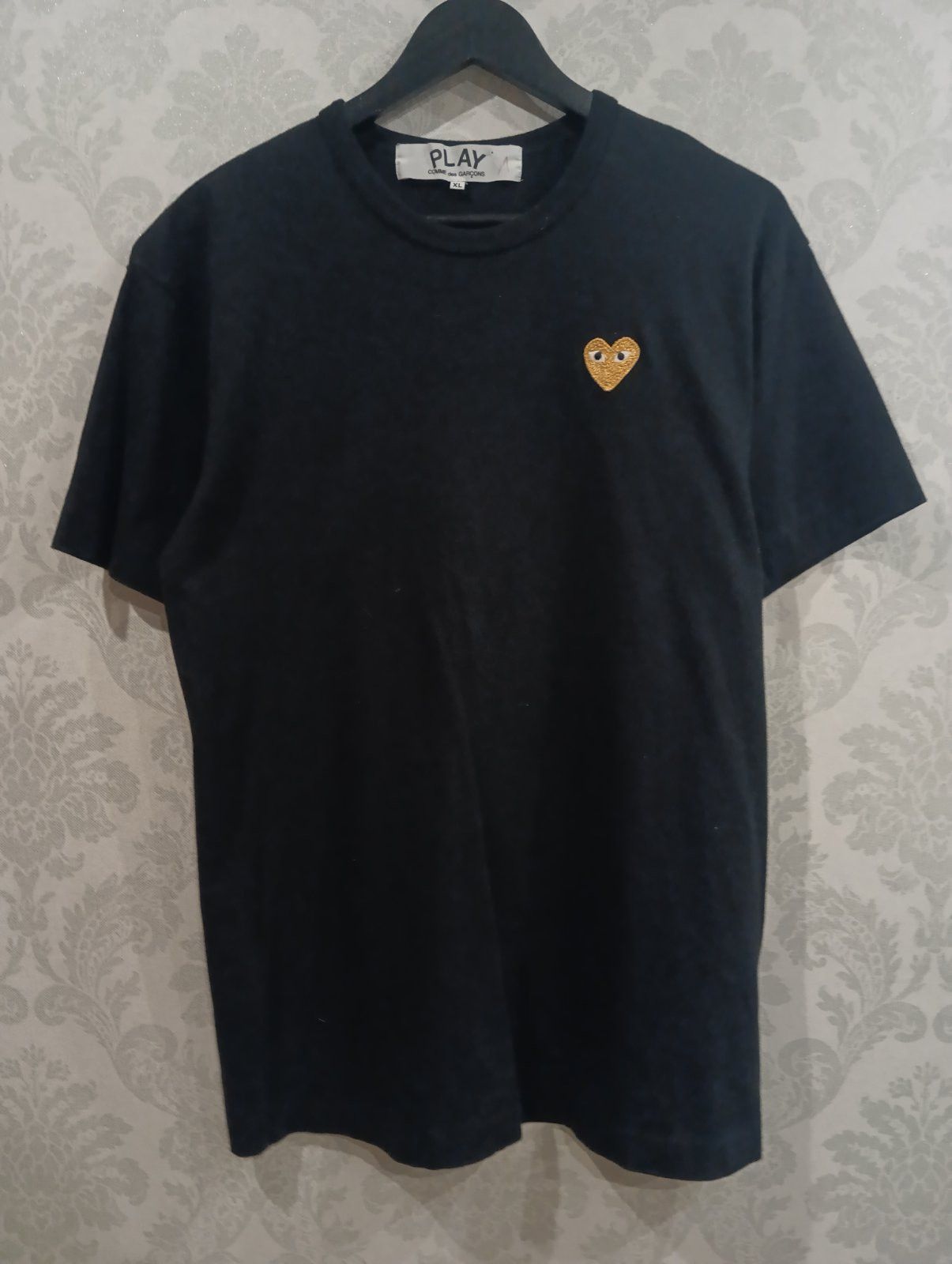 Comme des Garcons Comme Des Garçons Play Size US XL / EU 56 / 4 - 1 Thumbnail