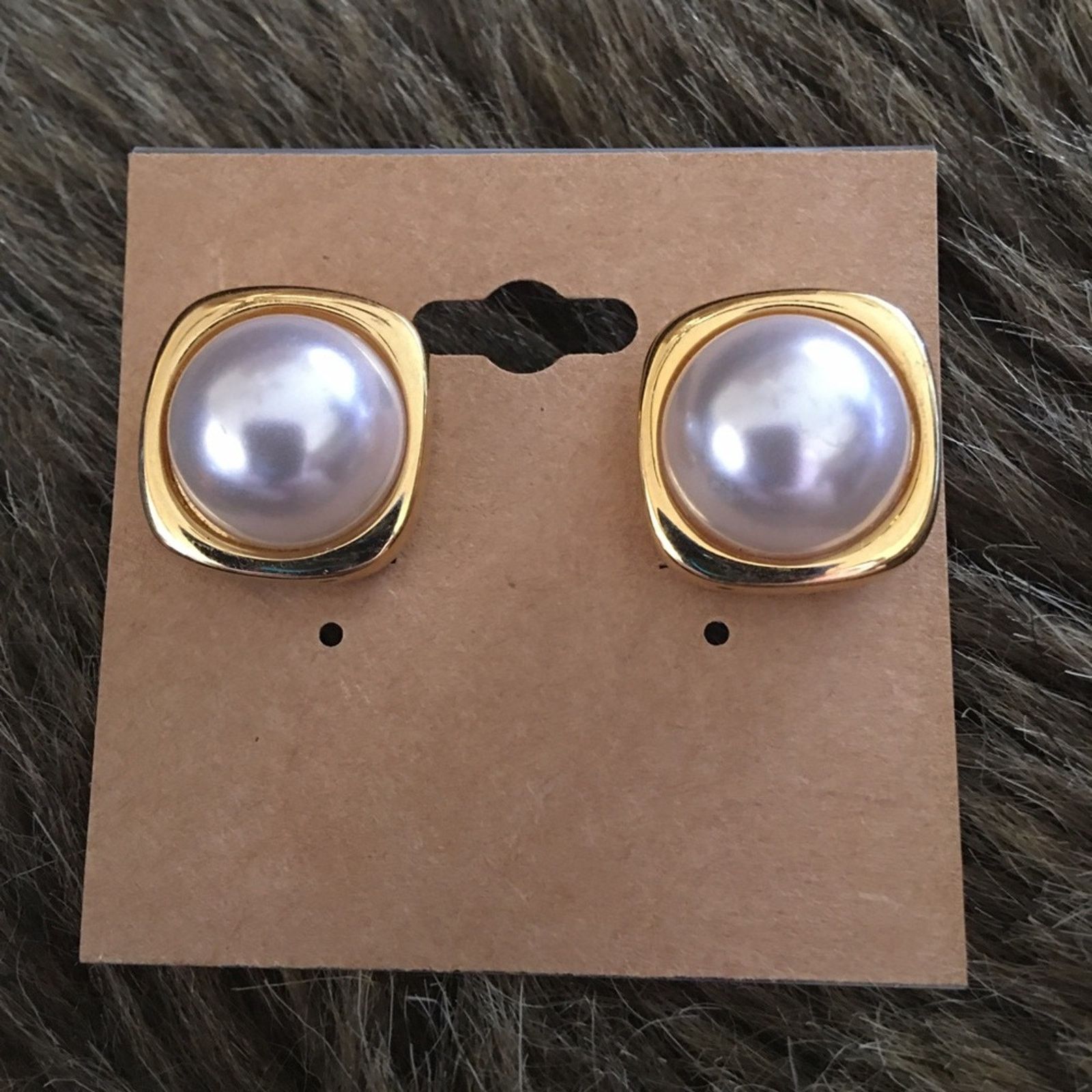 Vintage Vintage DP marked faux pearl clip on earrings Size ONE SIZE - 2 Thumbnail