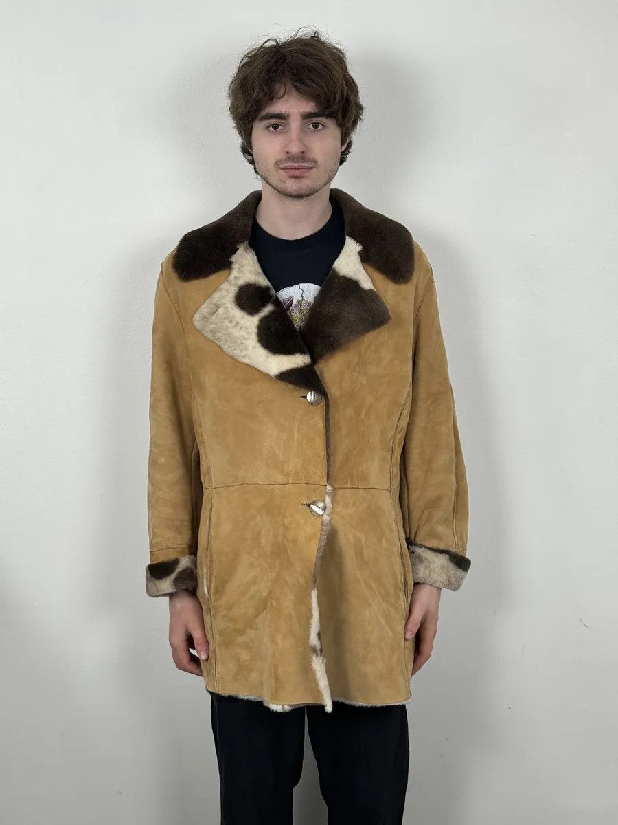 Versace 2000s Versace Beige Leather Fur Collar Cow Effect Coat Size US S / EU 44-46 / 1 - 4 Thumbnail