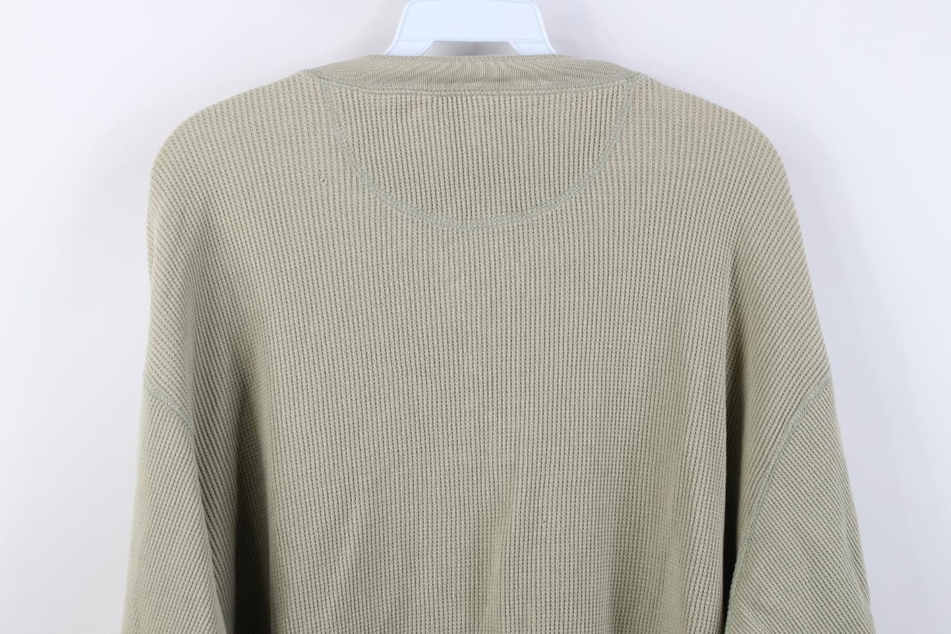 Vintage Vintage 90s Streetwear Thermal Waffle Knit Henley T-Shirt Size US L / EU 52-54 / 3 - 16 Thumbnail