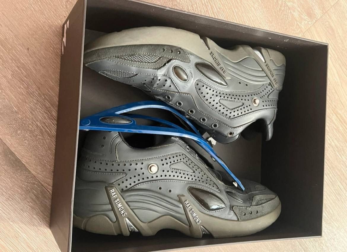 Raf Simons Raf simons cylon-21 grey sample 1 in the world Size US 9.5 / EU 42-43 - 10 Thumbnail