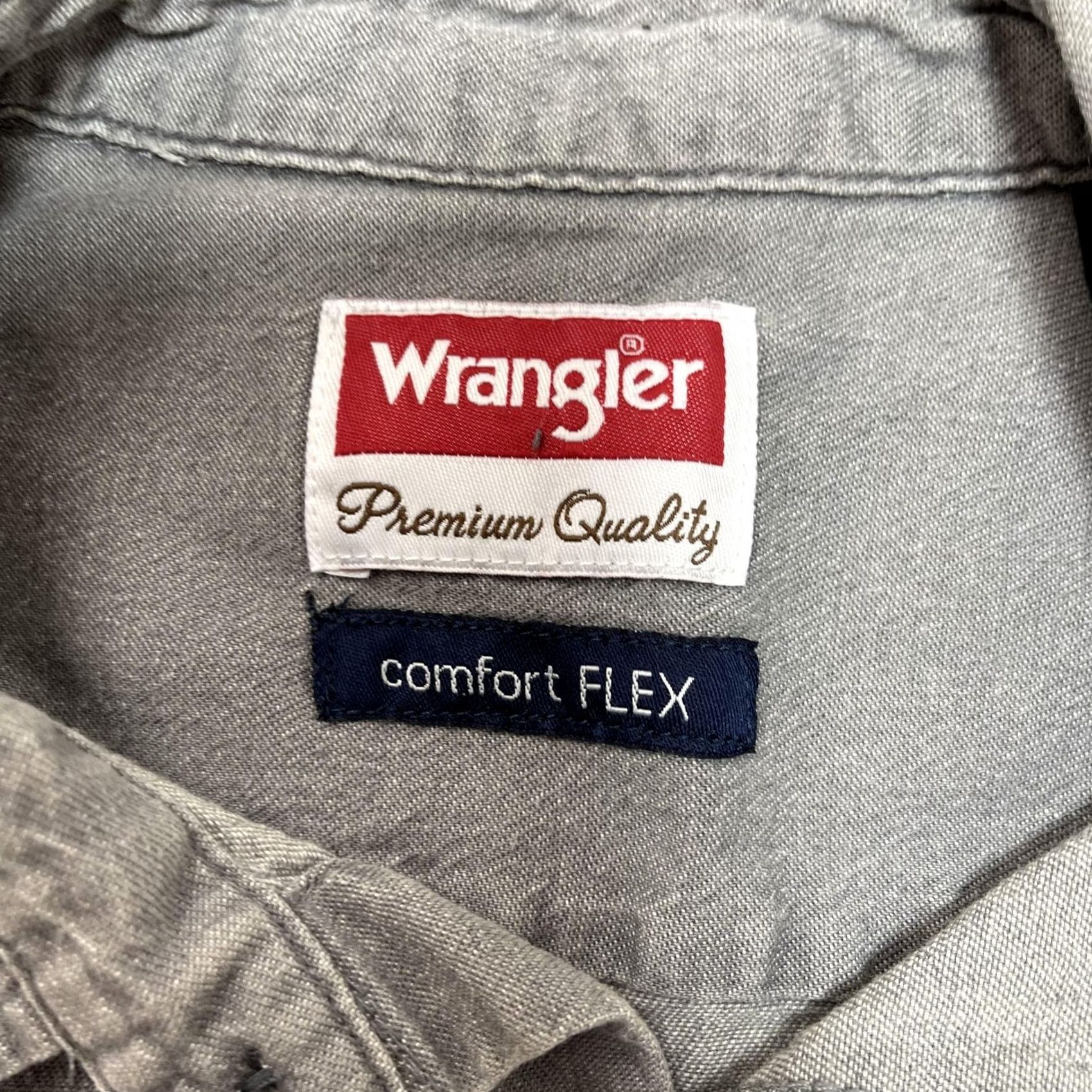 Wrangler Wrangler Shirt Mens Medium Gray Denim Long Sleeve Button Up Stretch Comfort Flex Size US M / EU 48-50 / 2 - 3 Thumbnail