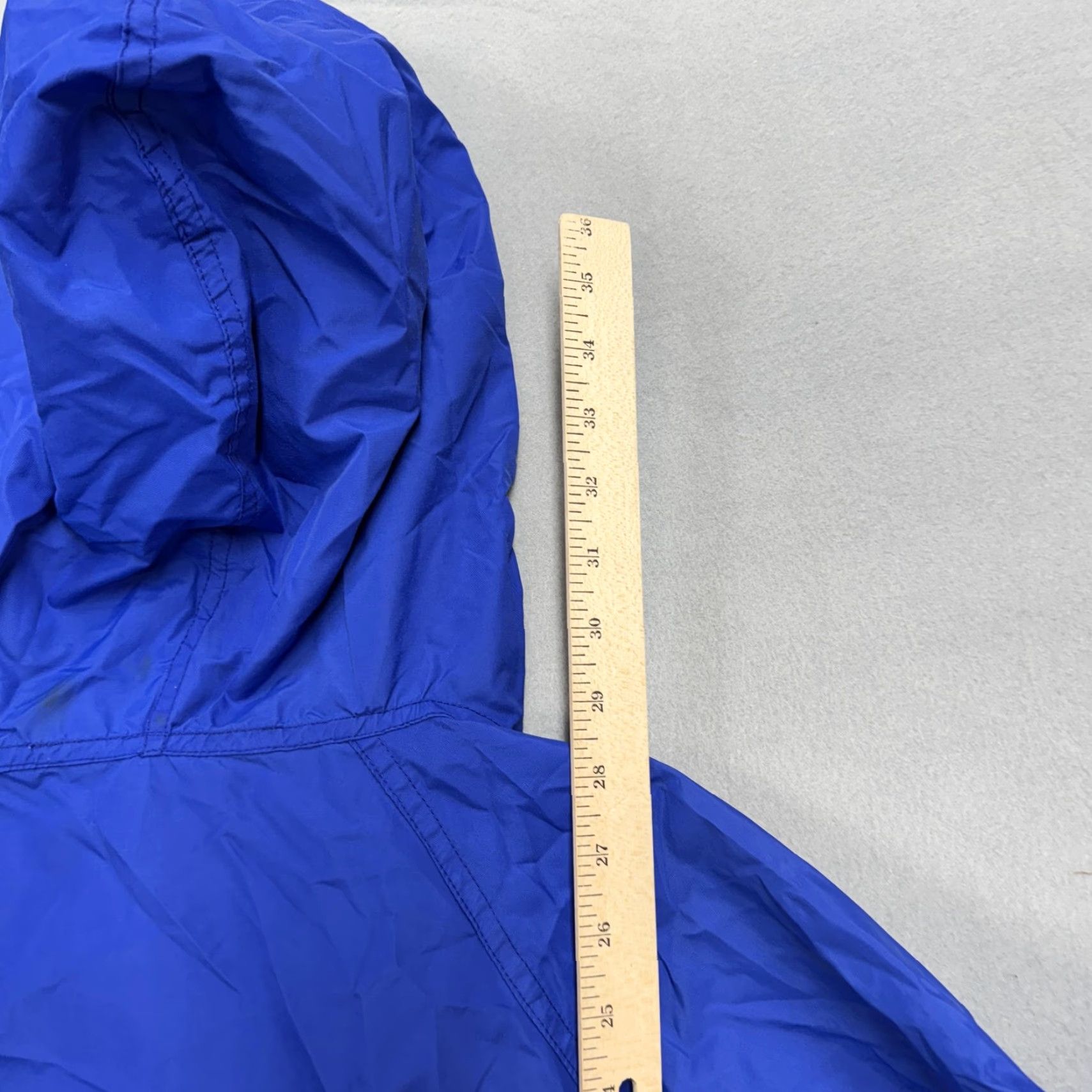 Vintage VINTAGE L.L. Bean Jacket Mens Large Blue Nylon Hooded Anorak Windbreaker 80s Size US L / EU 52-54 / 3 - 6 Thumbnail