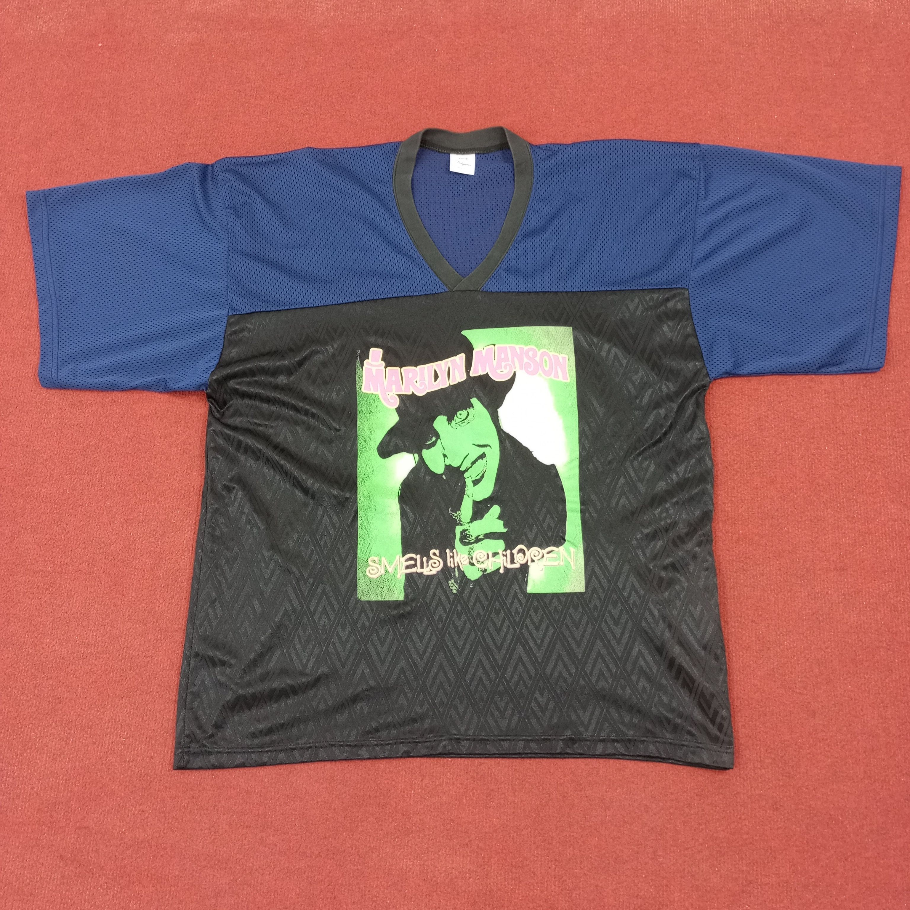 Band Tees × Marilyn Manson × Vintage Marilyn Manson Rock Music Rare Design Jersey Tshirt Size US L / EU 52-54 / 3 - 1 Thumbnail