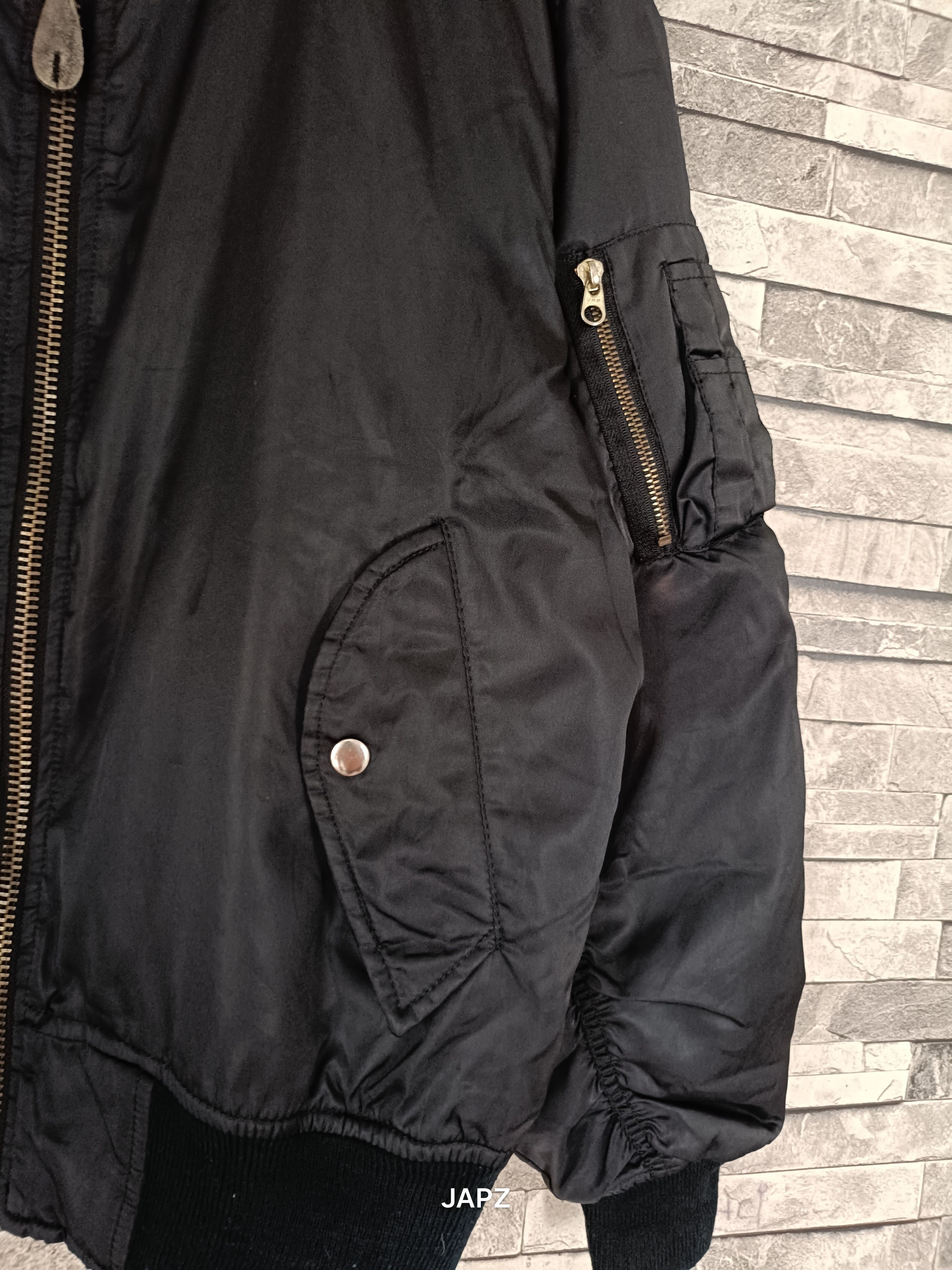 Vintage Vintage U.S. military MA-1 flight jacket cold war era Size US S / EU 44-46 / 1 - 2 Thumbnail