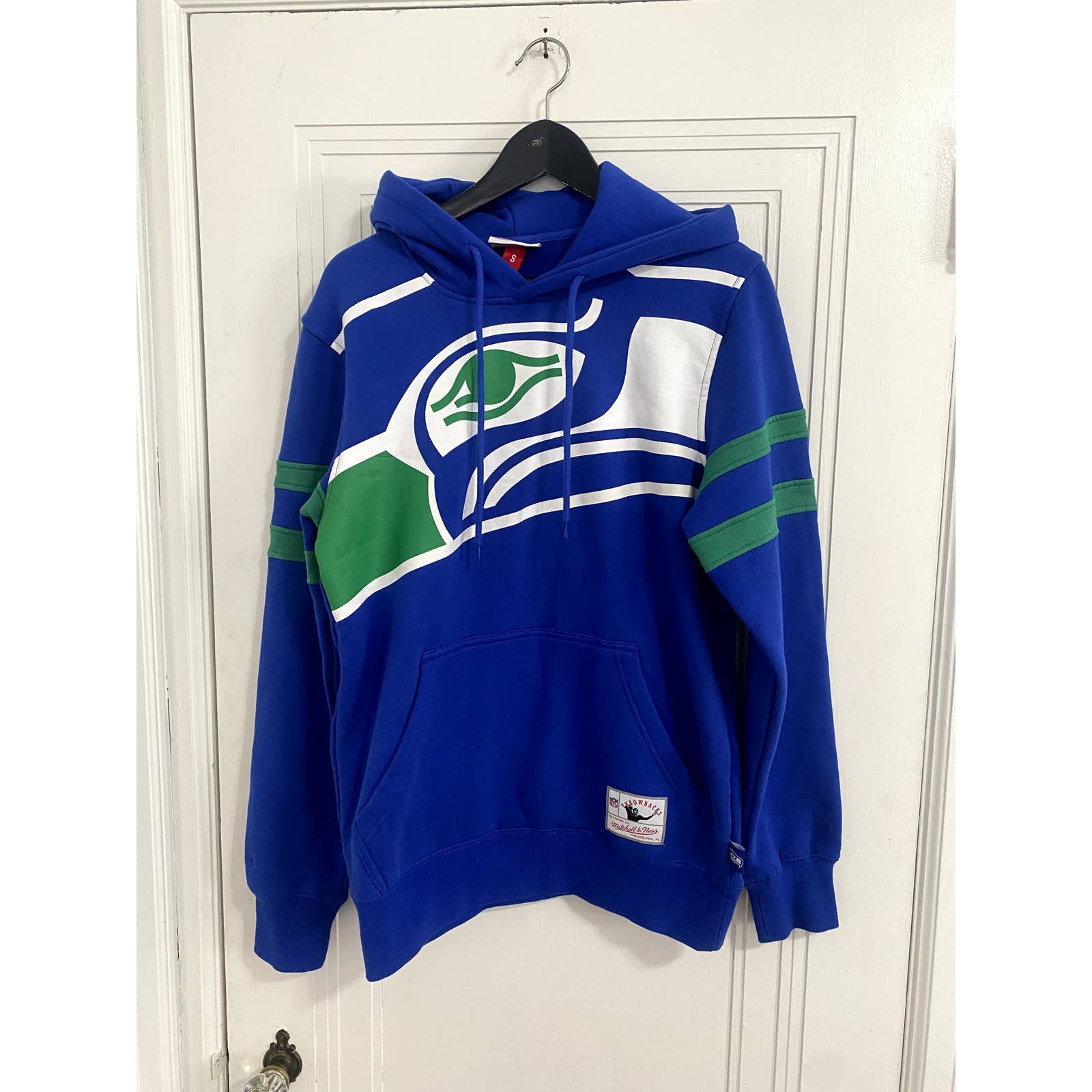 Mitchell & Ness NWT Seattle Seahawks Retro Design Hoodie Sweatshirt