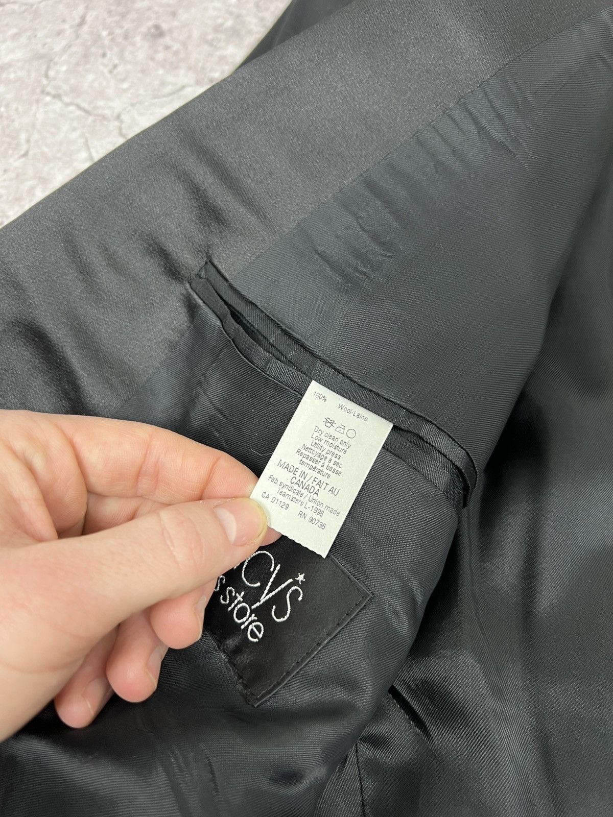 Lauren Ralph Lauren Lauren Ralph Lauren Men's 2 Piece Wool Suit Size 44R - 12 Thumbnail