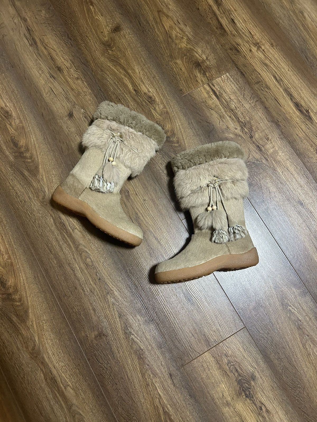 Salvatore Ferragamo Salvatore Ferragamo Winter Fur Leather Boots Size US 7.5 / IT 37.5 - 1 Thumbnail