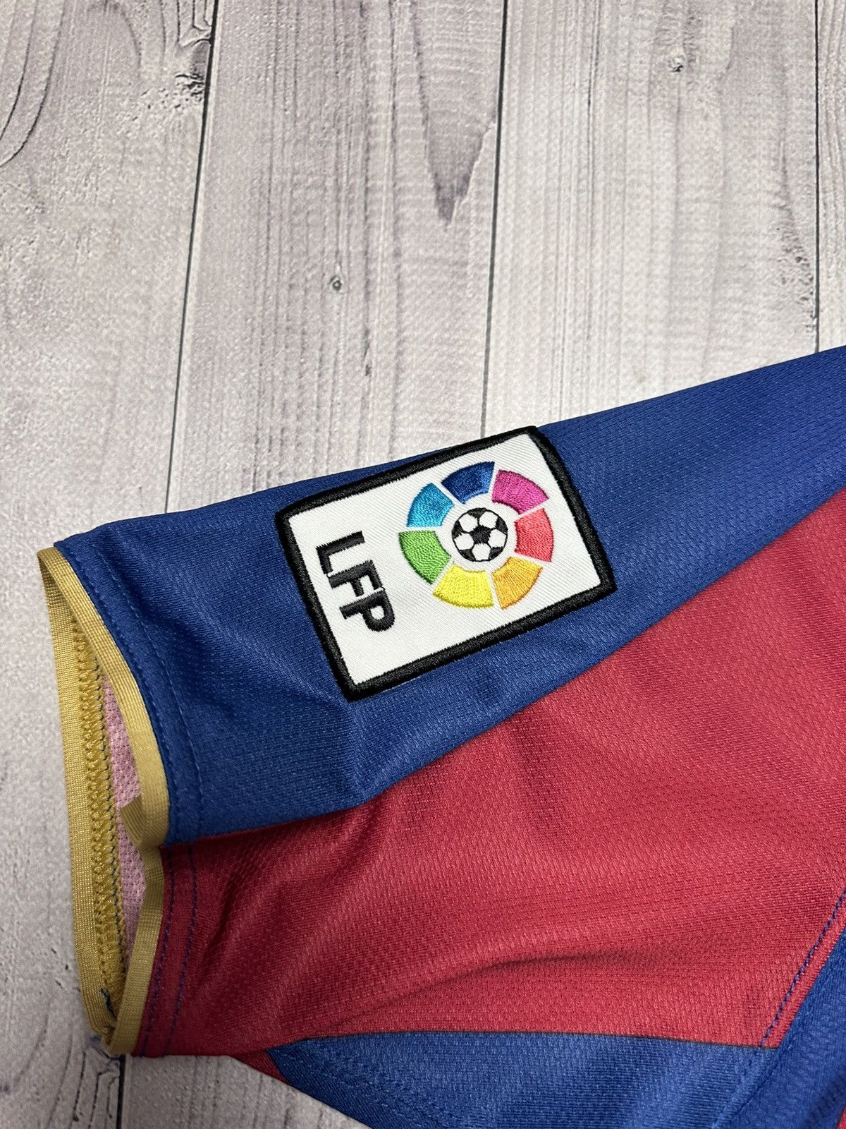 Nike × Vintage Vintage Nike Barcelona soccer jersey size M 150 years Size US M / EU 48-50 / 2 - 5 Thumbnail