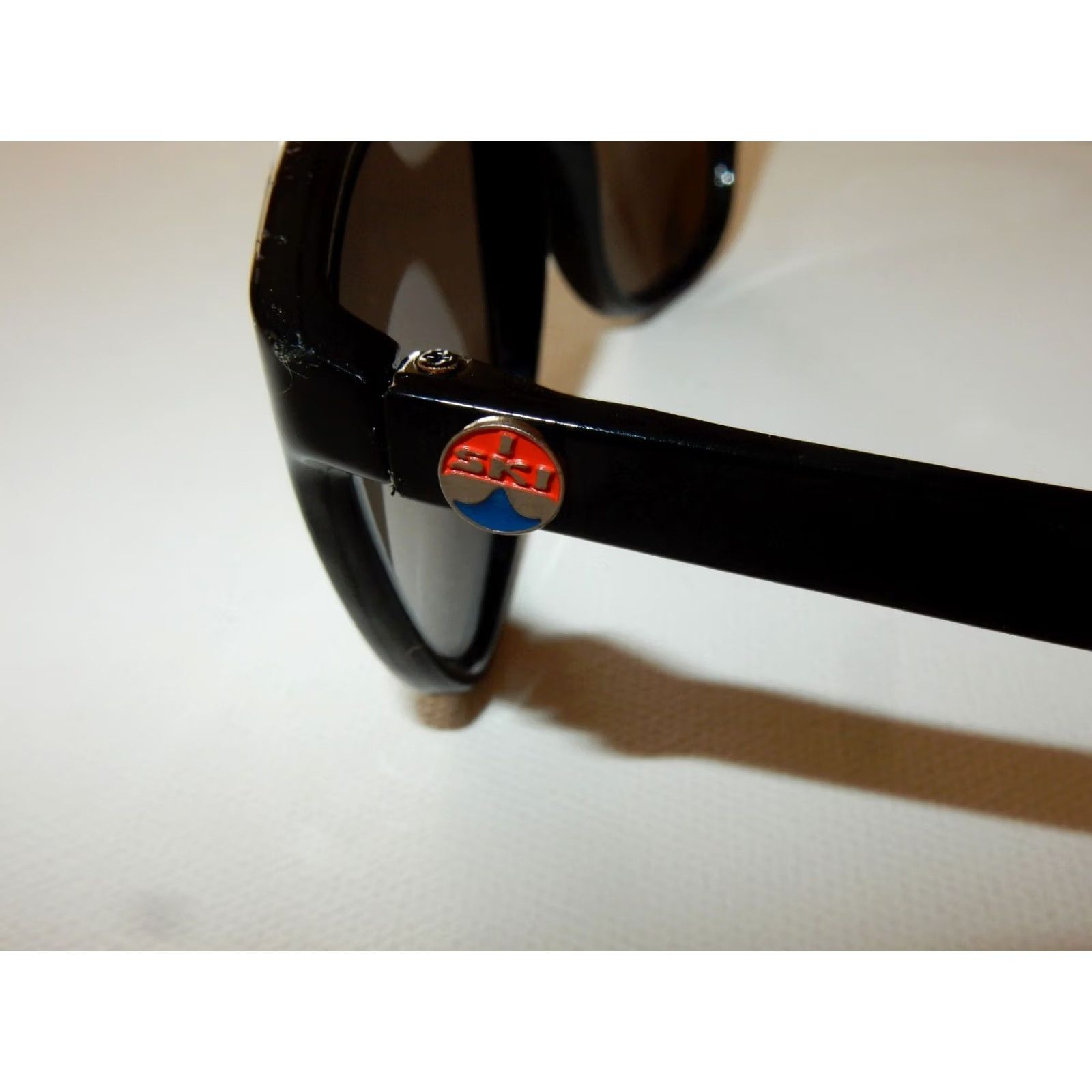 Vintage ISki Sunglasses Unisex Adults Mirrored Black Frame Sunglasses Size ONE SIZE - 4 Thumbnail