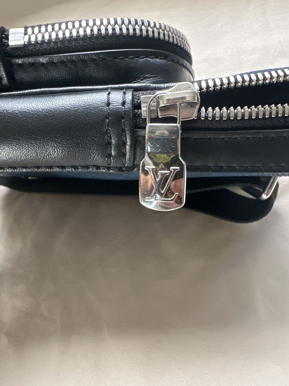 Louis Vuitton Louis vuitton sling bag Size ONE SIZE - 10 Thumbnail