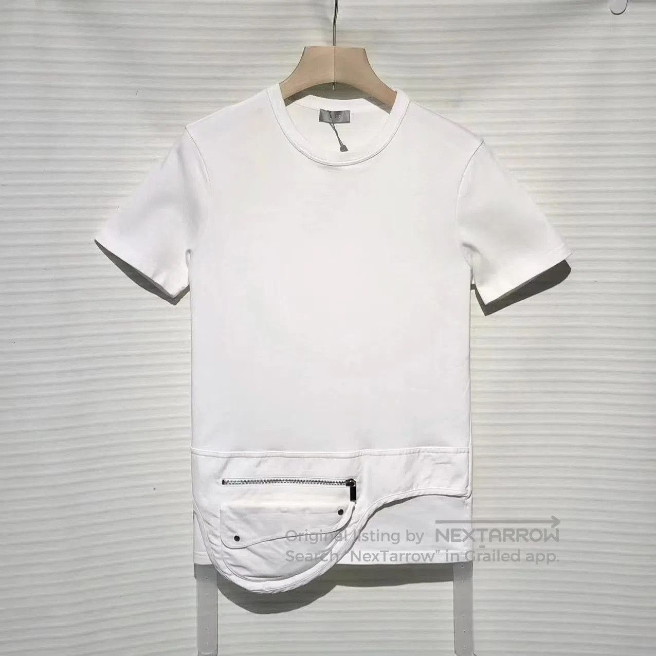 Dior Dior Solid Saddle Bag Short Sleeve T. Size S / US 4 / IT 40 - 1 Thumbnail