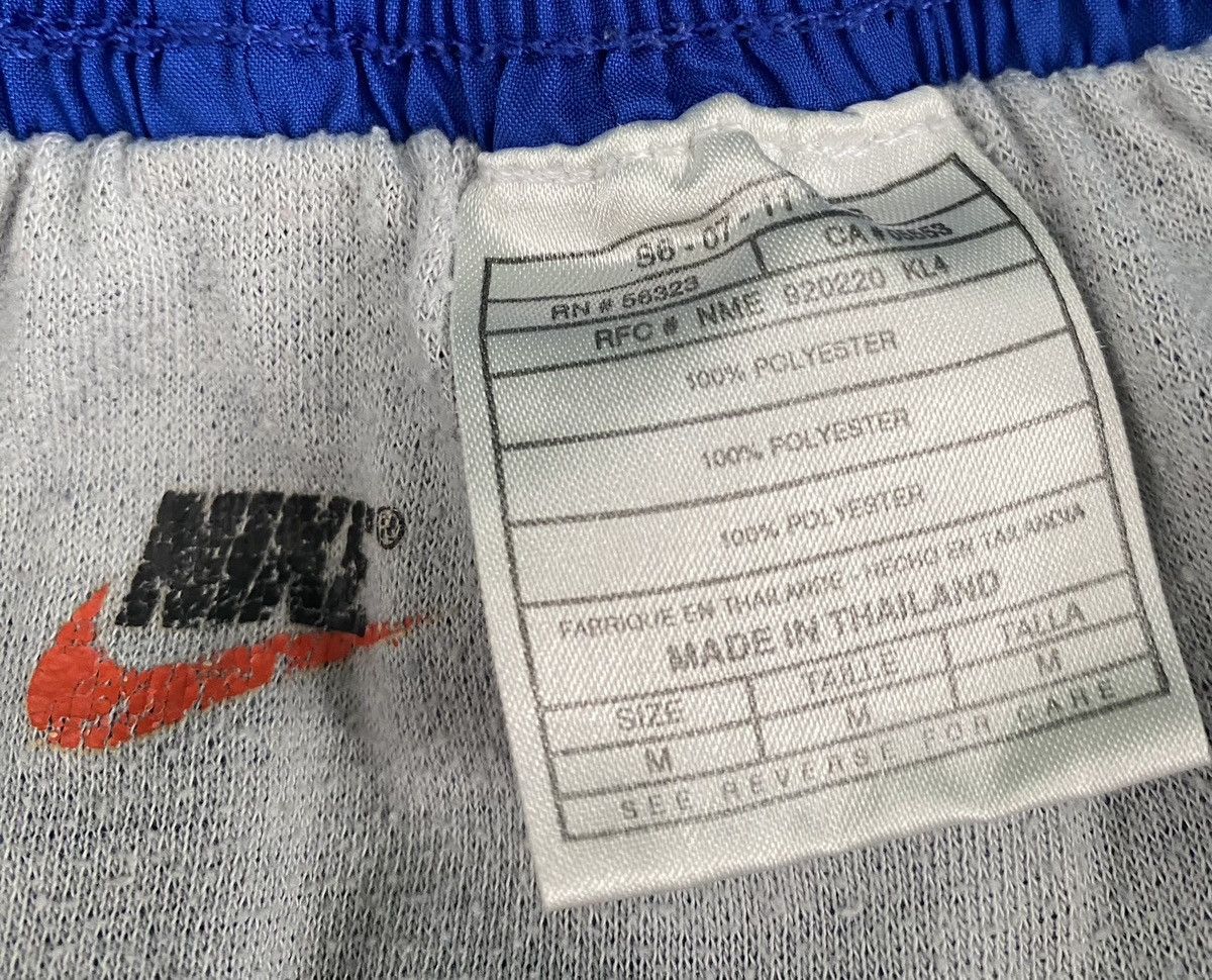 Nike VTG 90’s Nike Spellout Embroidered Lined Sprinter Shorts Med Size US 34 / EU 50 - 3 Thumbnail