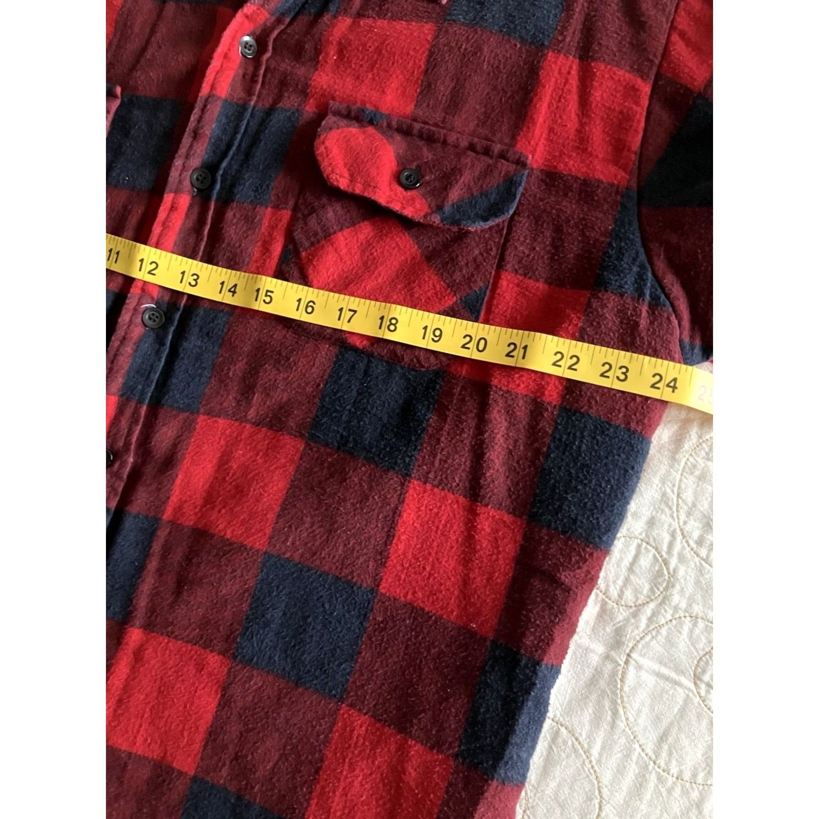 Vintage VINTAGE Ozark Trail Flannel Shirt Jacket Mens L Plaid Quilted Lining Work Red Blue Shirt Jacket Mens L Red Plaid Quilted Lining Workwear Outdoors Mens Size US L / EU 52-54 / 3 - 5 Thumbnail