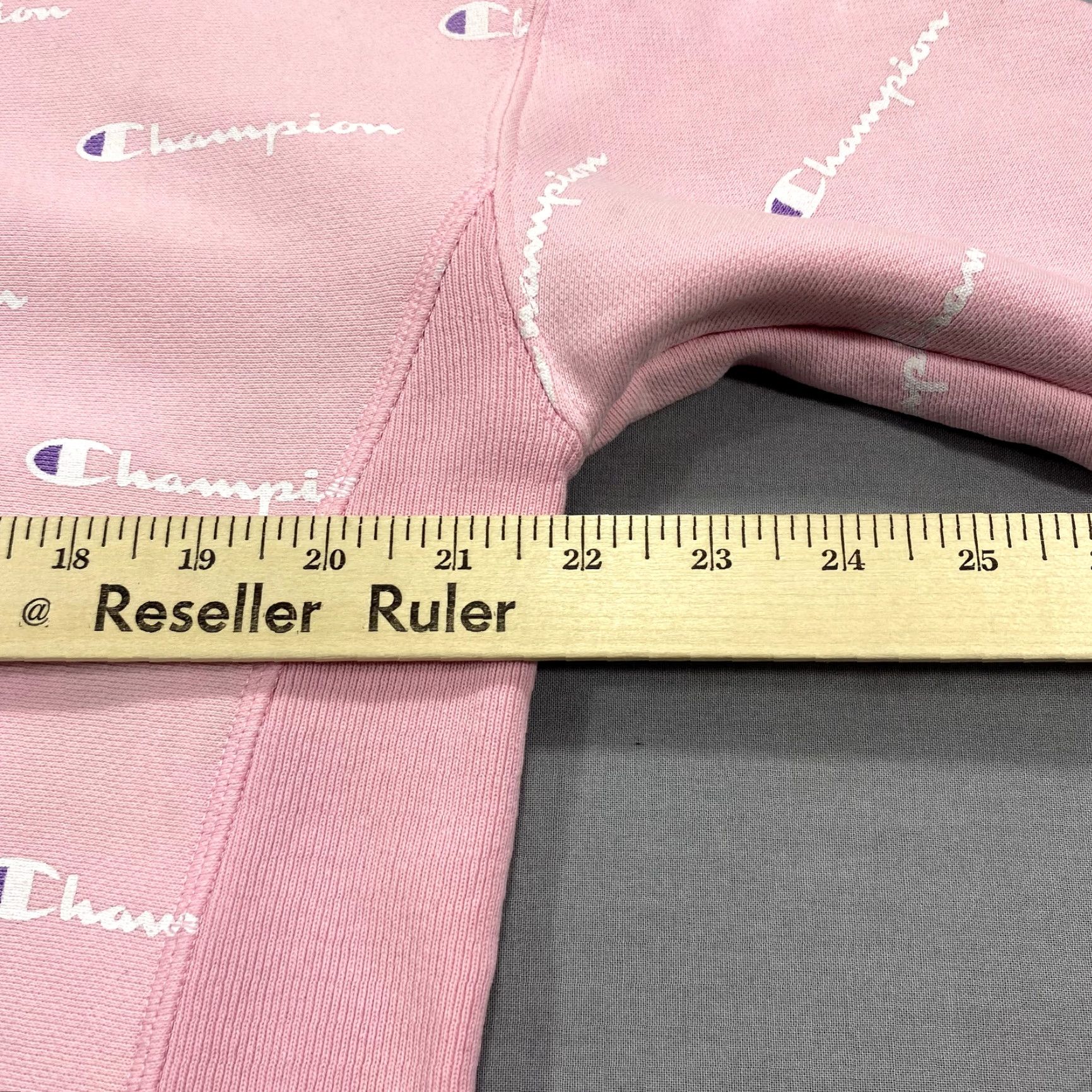Champion Champion Sweatshirt Mens M Pink White All Over Print Reverse Weave Crew Neck Pullover Long Sleeve Gym & Training 90s Colorful Hip Hop Sports Size US M / EU 48-50 / 2 - 7 Thumbnail